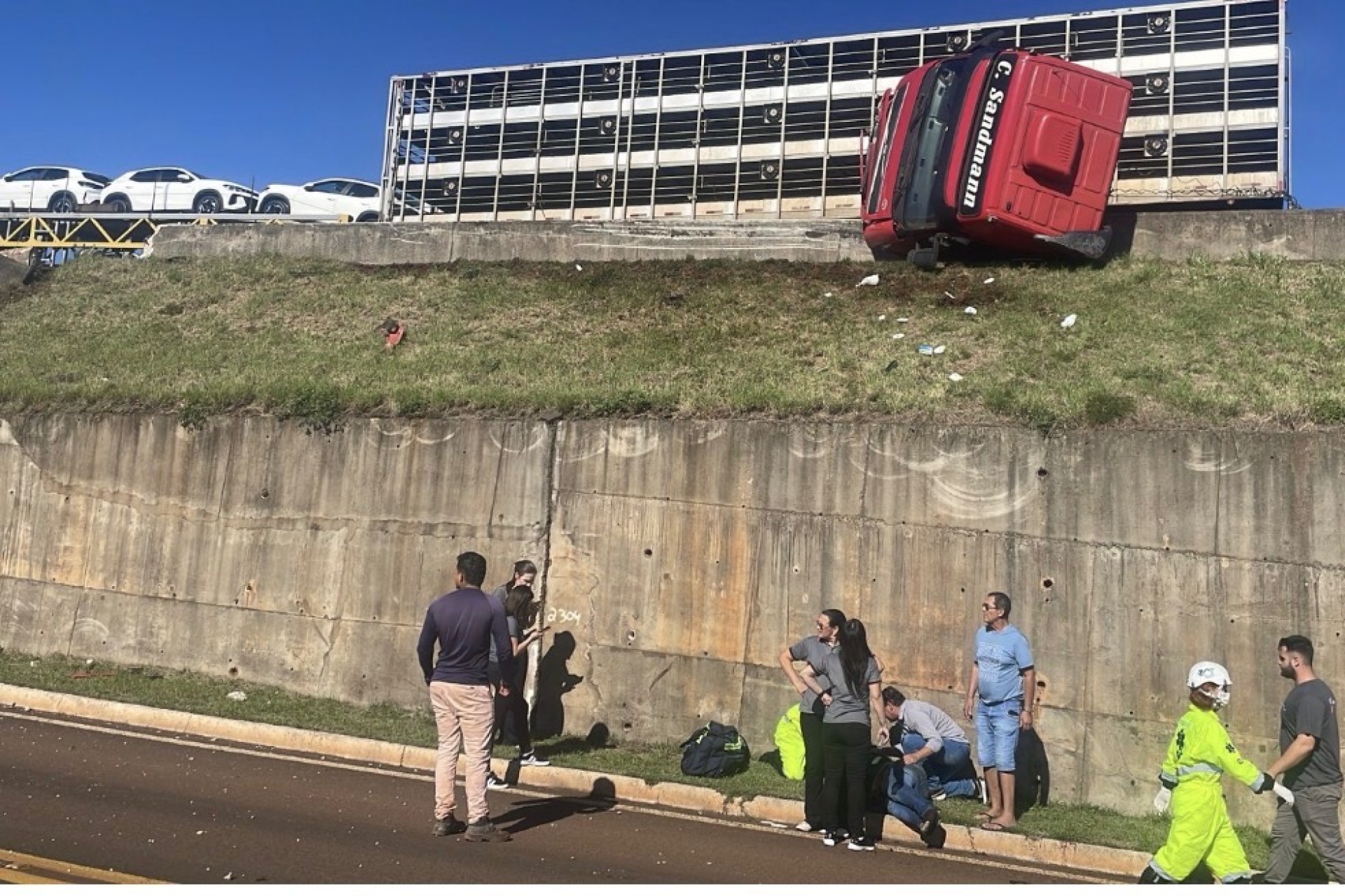 Acidente é registrado na BR-277 em trecho de Matelândia e mobiliza equipes de emergência