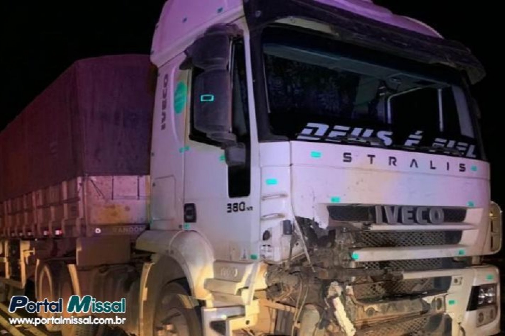Acidente envolvendo caminhão de Missal, deixa dois adolescentes mortos na BR 277