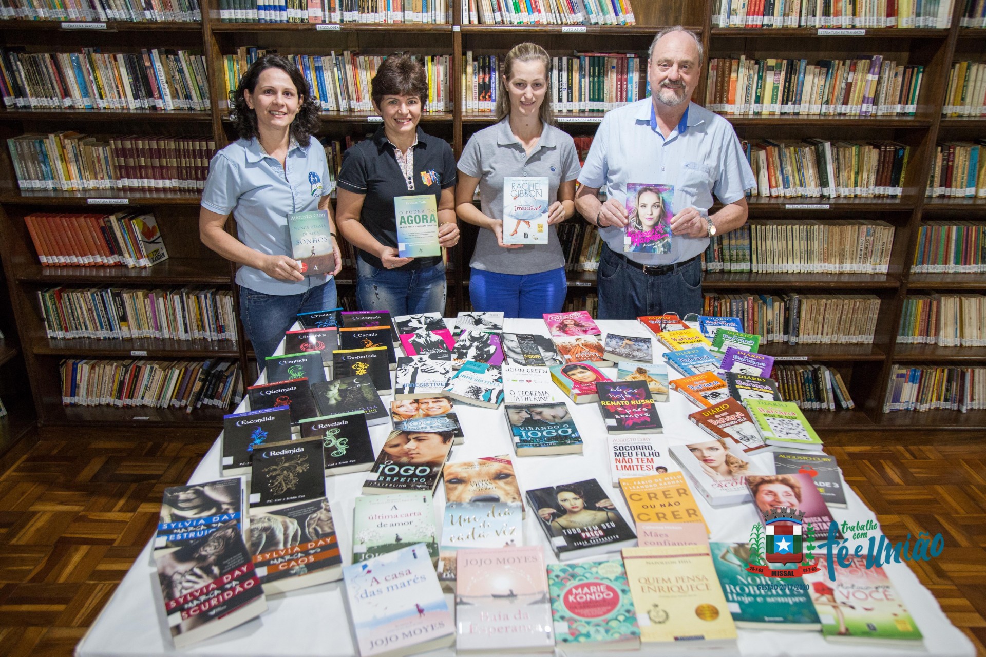 Administração Municipal de Missal adquire livros novos para a Biblioteca Pública Eugenio Brod