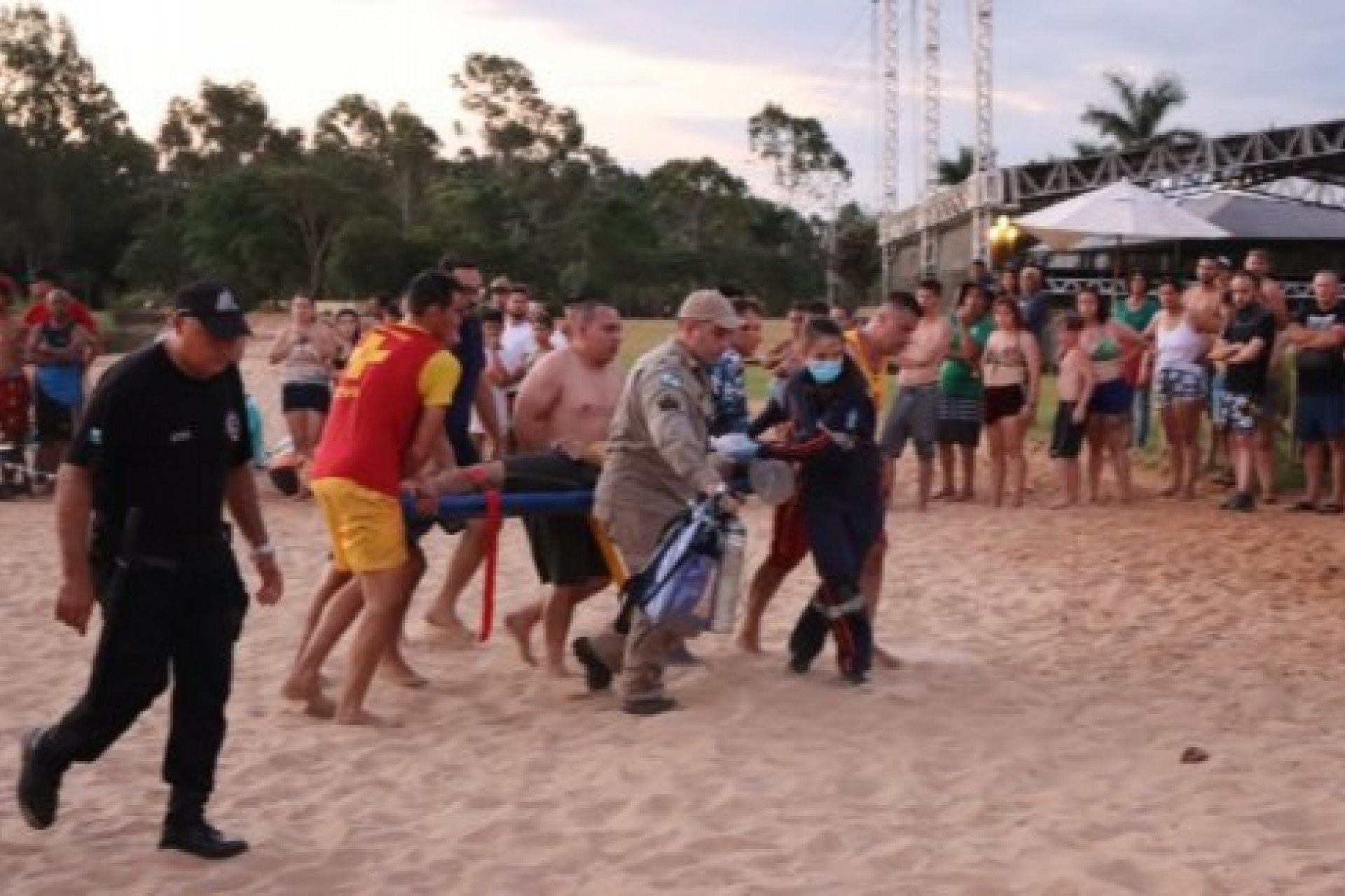 Afogamento é registrado no balneário de Santa Helena; vítima foi socorrida ainda com vida