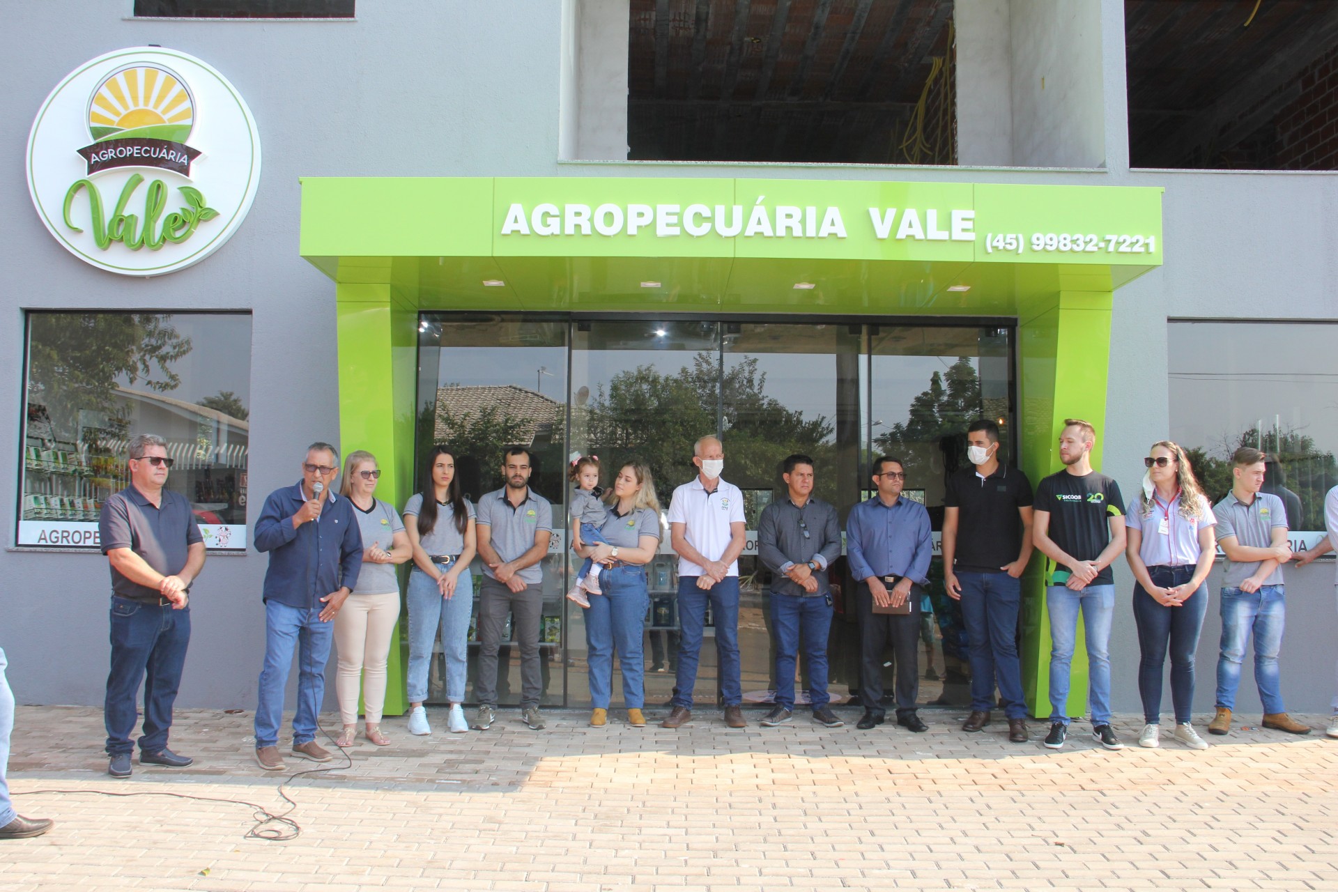 Agropecuária Vale inaugura ampla loja com grande variedade de produtos