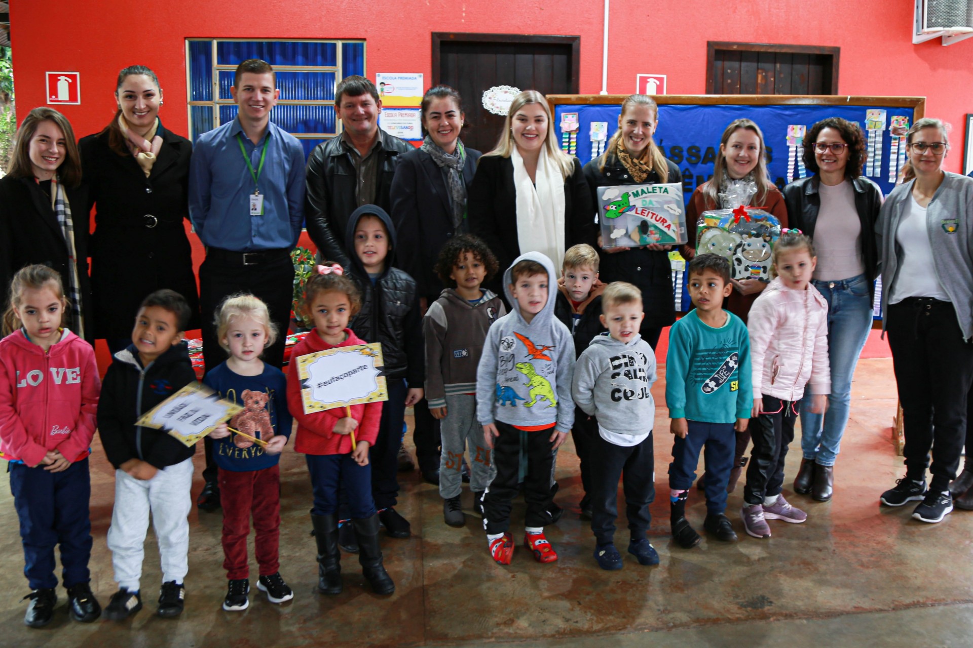 Alunos da Escola Renascer de Missal participam do Projeto Maleta de Leitura