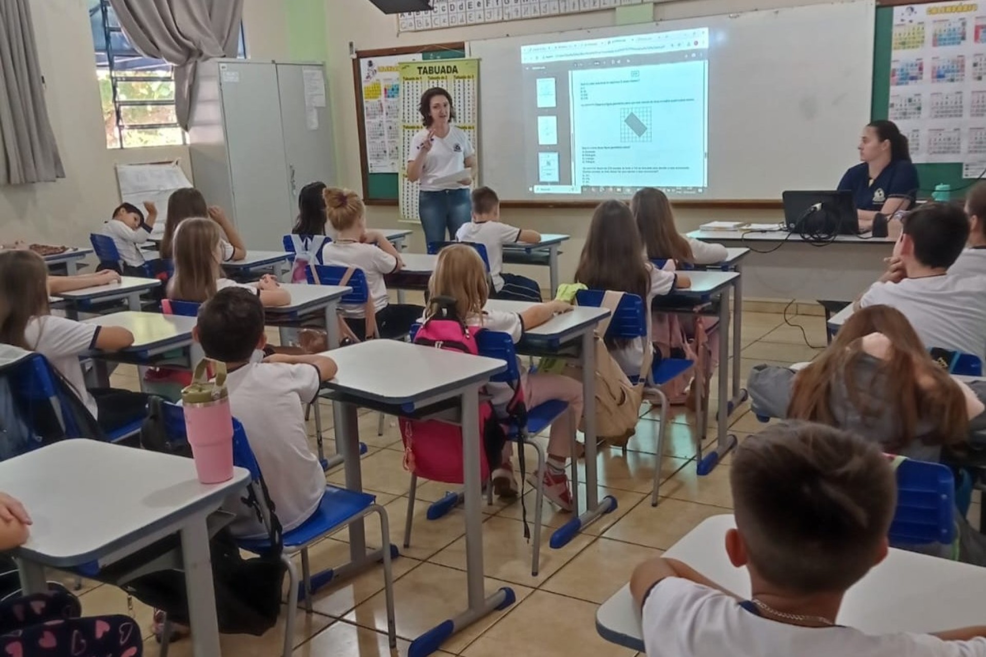 Alunos do 3º, 4º e 5º ano das escolas municipais de Missal recebem orientações pedagógicas
