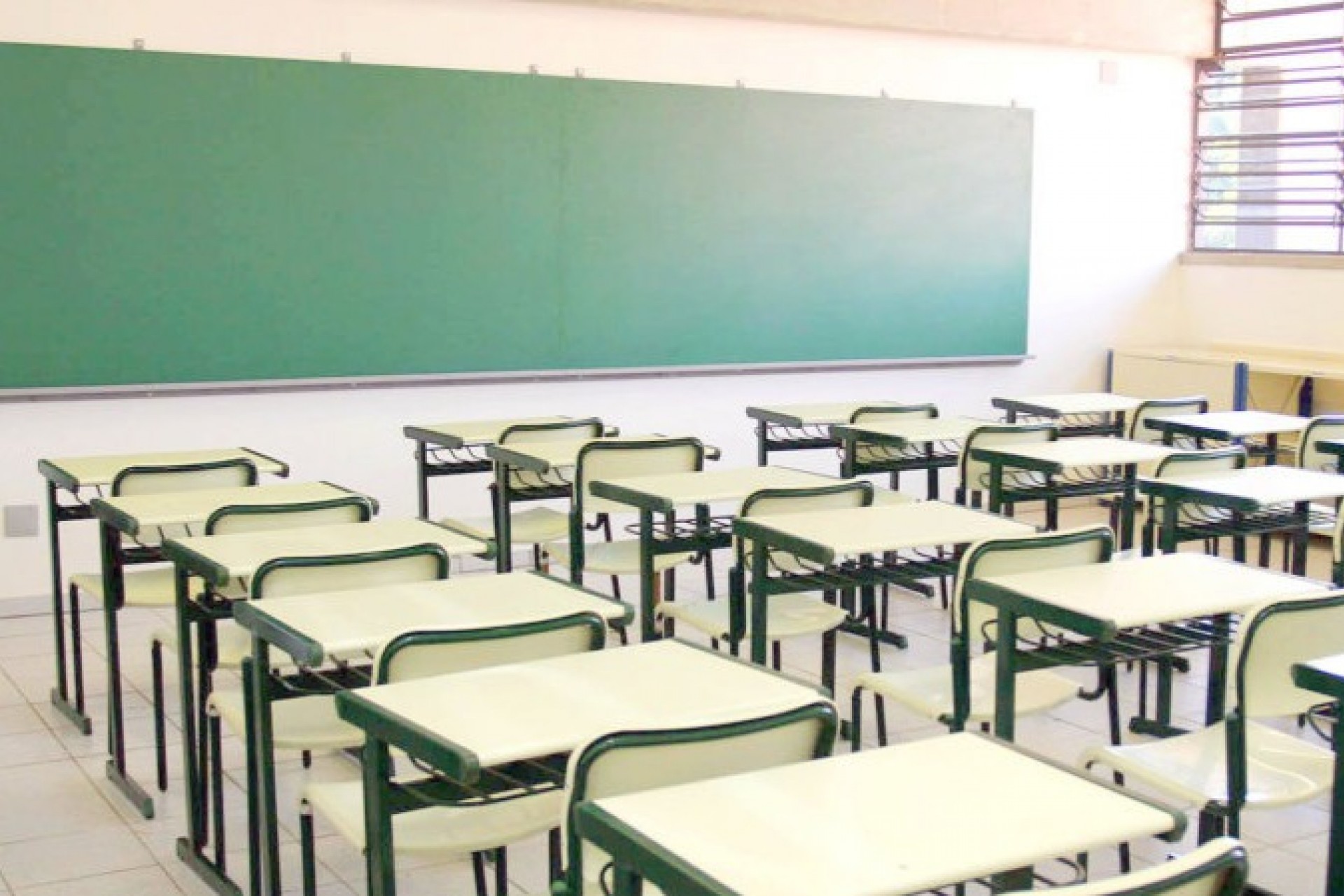 APP Sindicato pede suspensão imediata das aulas na rede estadual de ensino