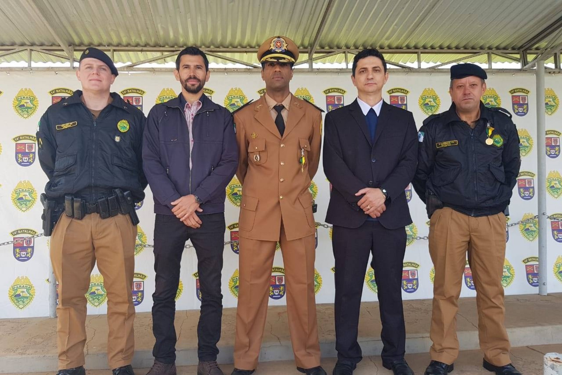 Autoridades participam de solenidade com Polícia Militar do Paraná