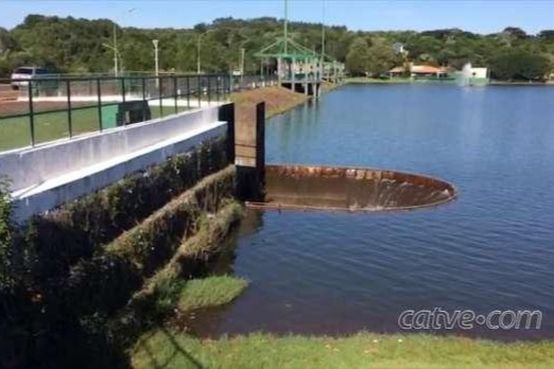 Barragem do Lago Municipal de Cascavel está na lista de alto risco