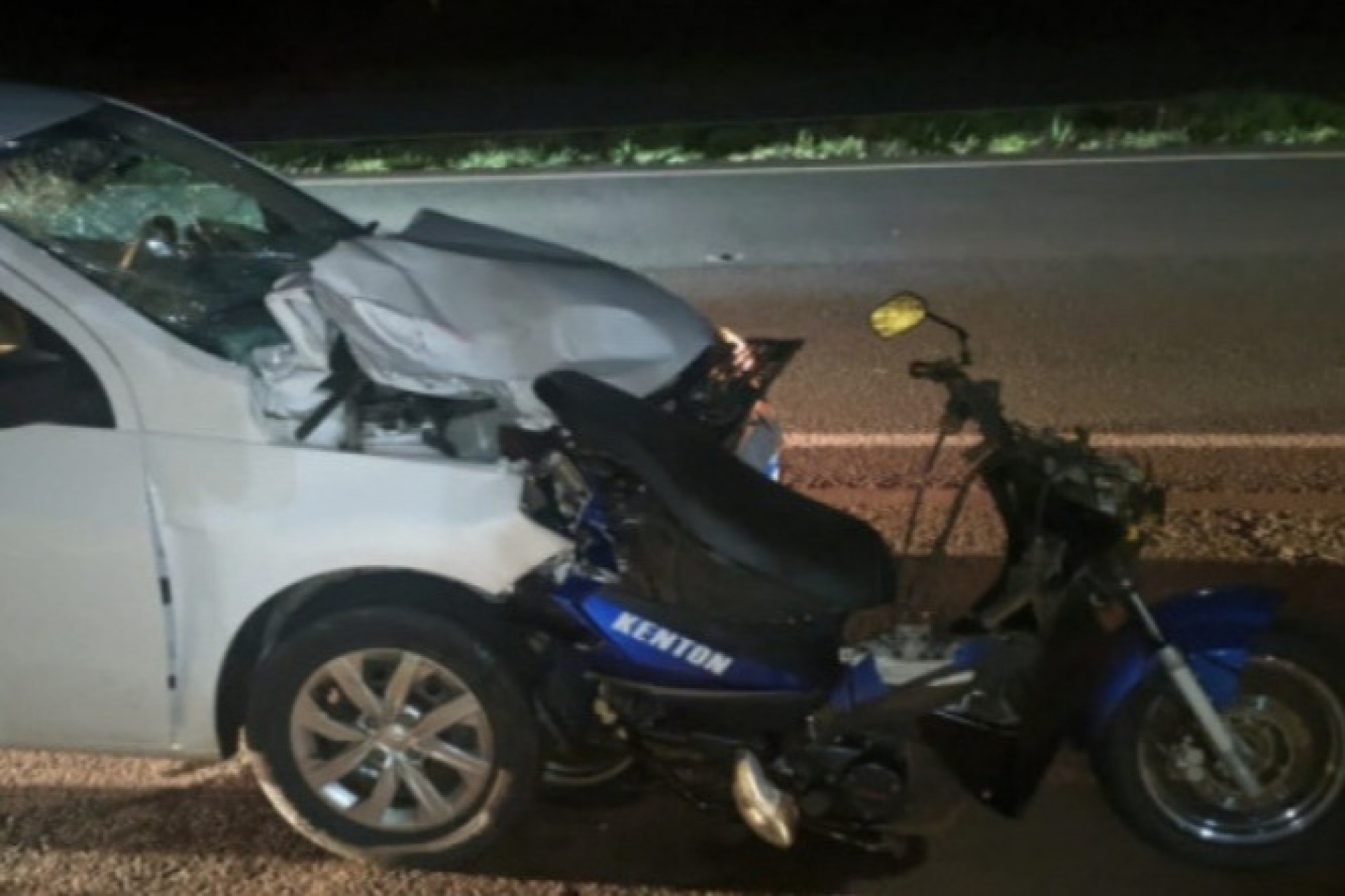 BR 277: Duas pessoas morrem após carro colidir na traseira de motoneta entre Medianeira e Matelândia