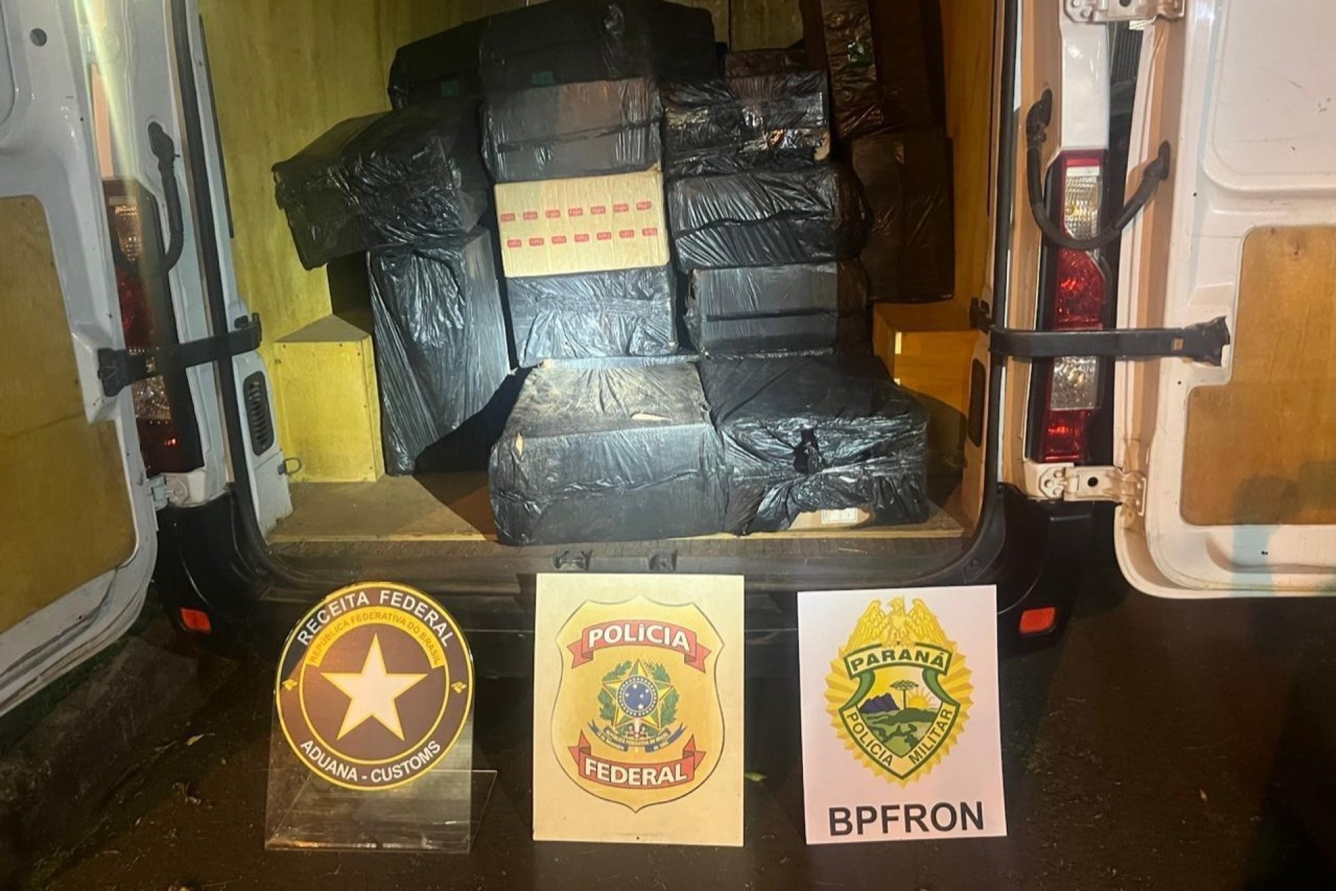 Caminhão carregado com cigarros é apreendido em Itaipulândia; um foi preso