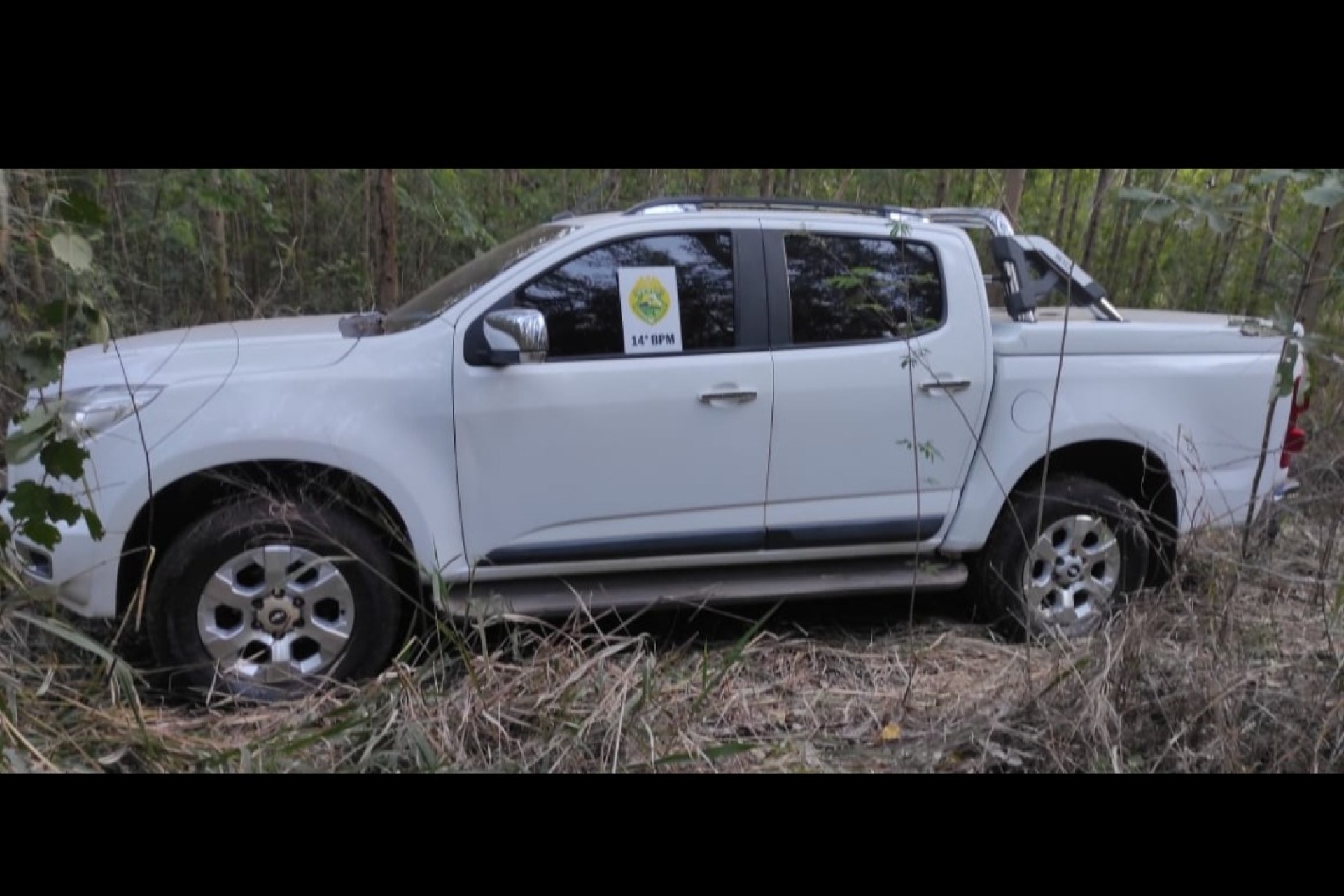 Caminhonete roubada em São Miguel do Iguaçu é recuperada pela Patrulha Rural em Medianeira
