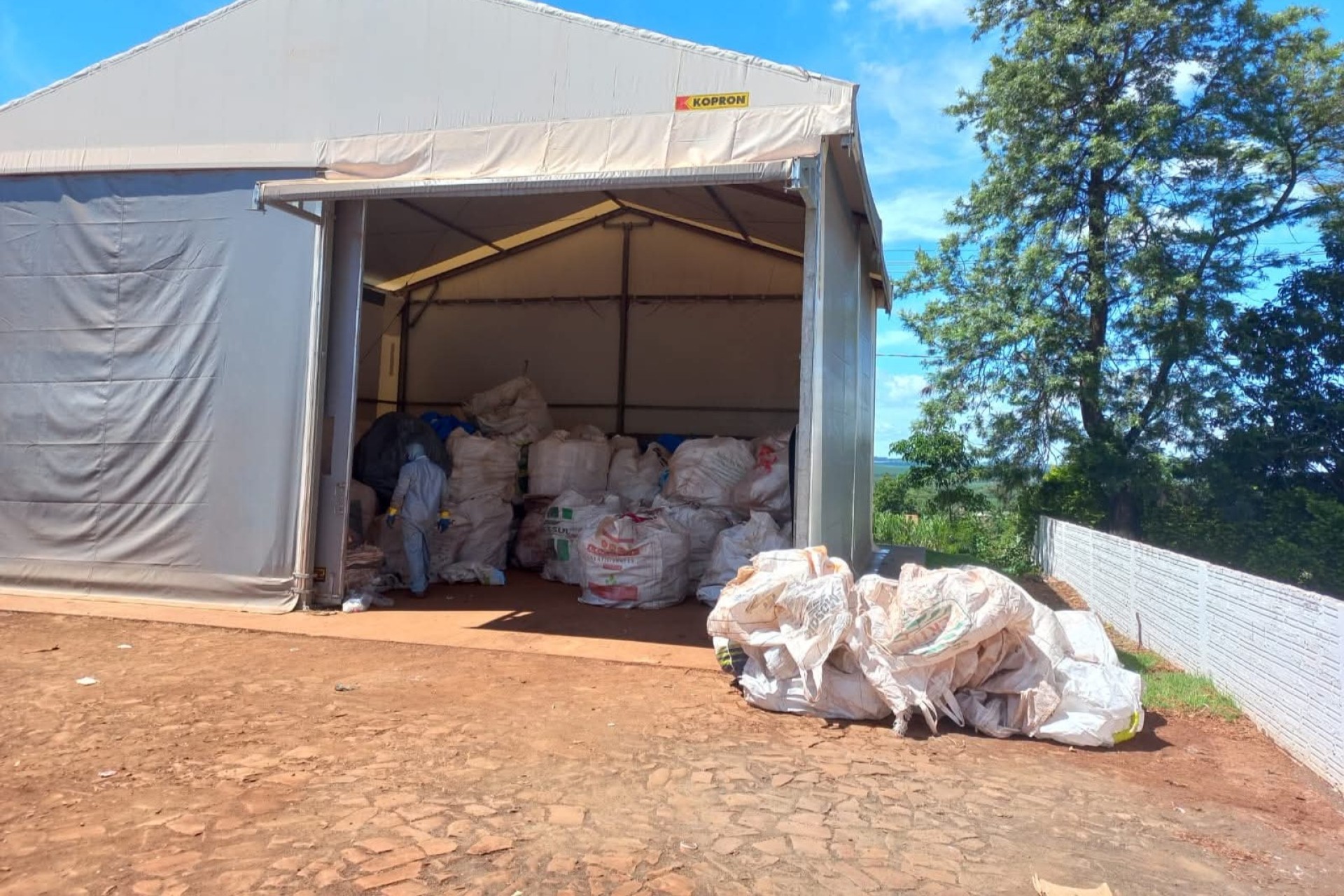 Campanha estimula produtores rurais para destinação correta de embalagens de Defensivos Agrícolas