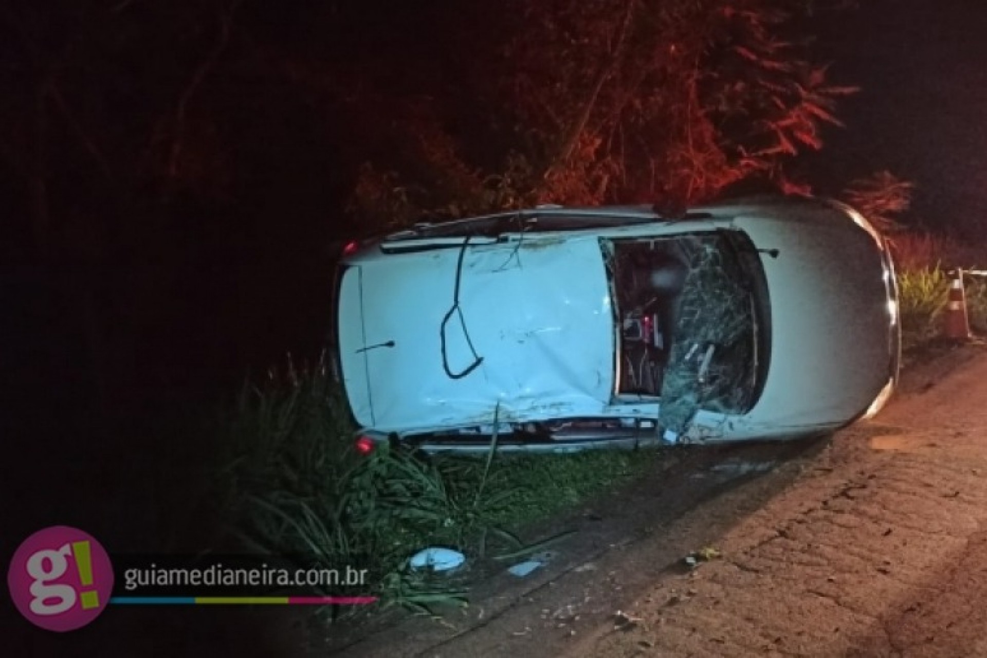 Capotamento deixa um morto e outro gravemente ferido na PR 495