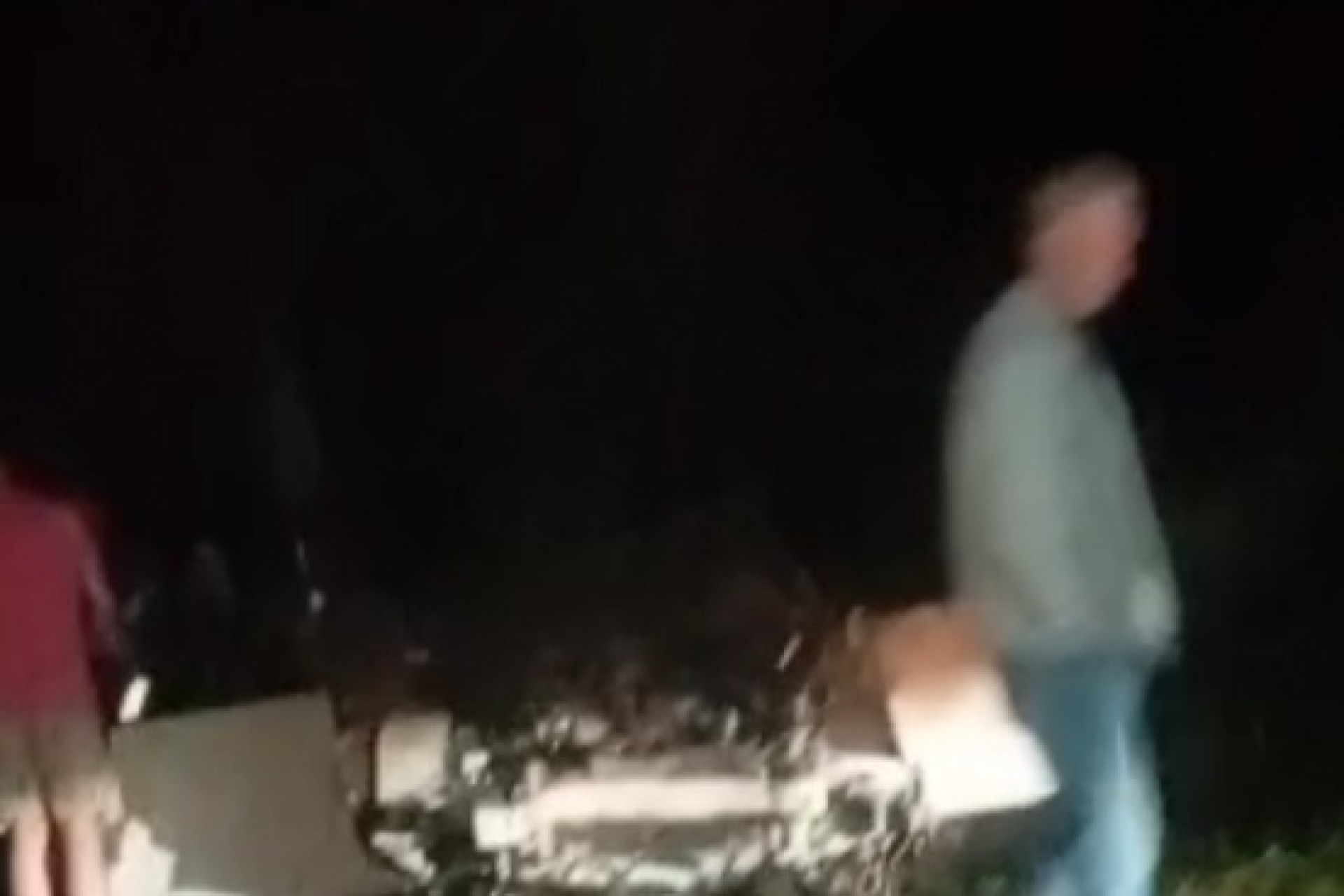 Capotamento durante a madrugada deixa homem gravemente ferido na PR-495