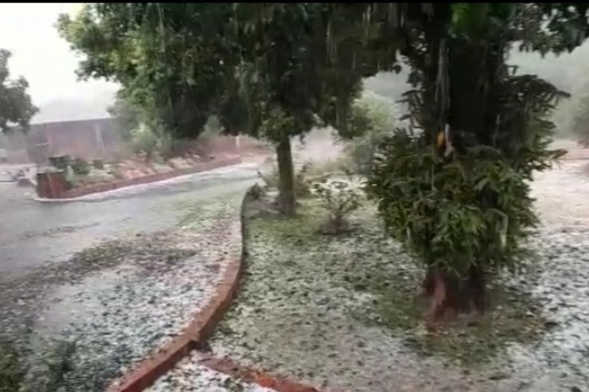 Chuva de granizo em algumas comunidades de Missal