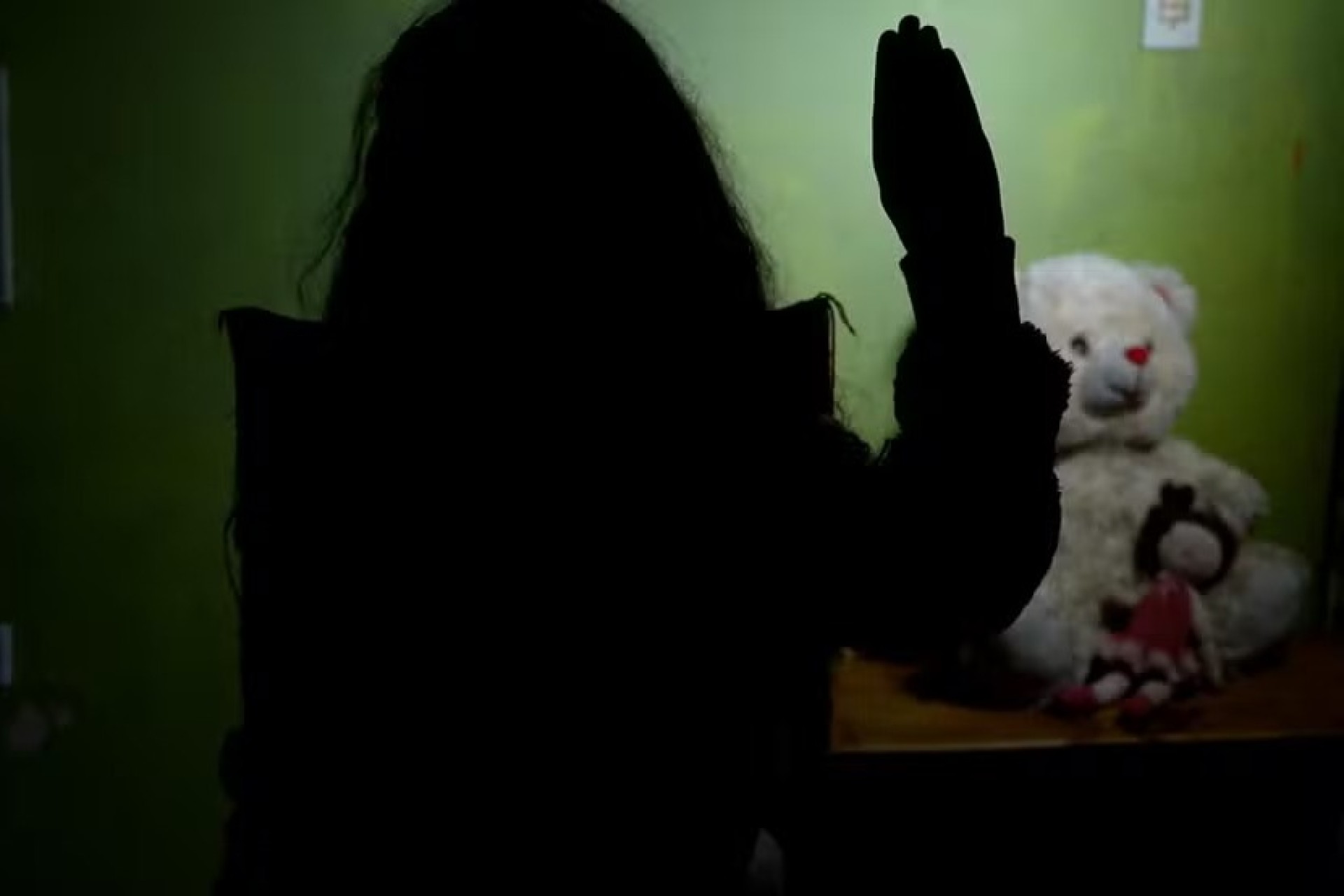 Criança faz sinal universal de socorro e homem é preso por tentativa de estupro de vulnerável no PR
