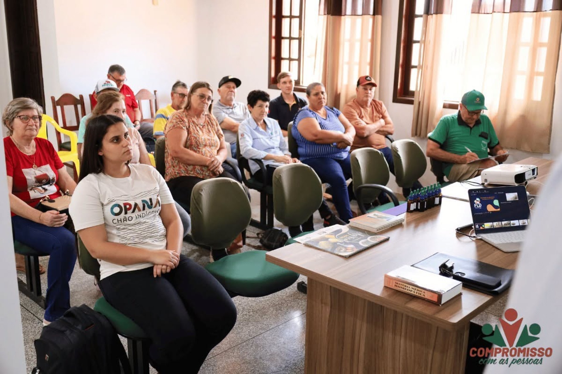 Curso de Homeopatia na Fruticultura aponta soluções práticas a produtores de Missal