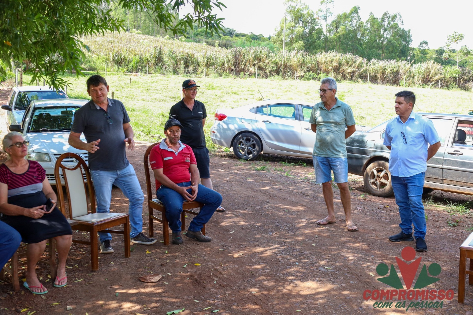 Dia de Campo na Linha Bandeirantes apresenta avanços da utilização de equipamento forrageiro