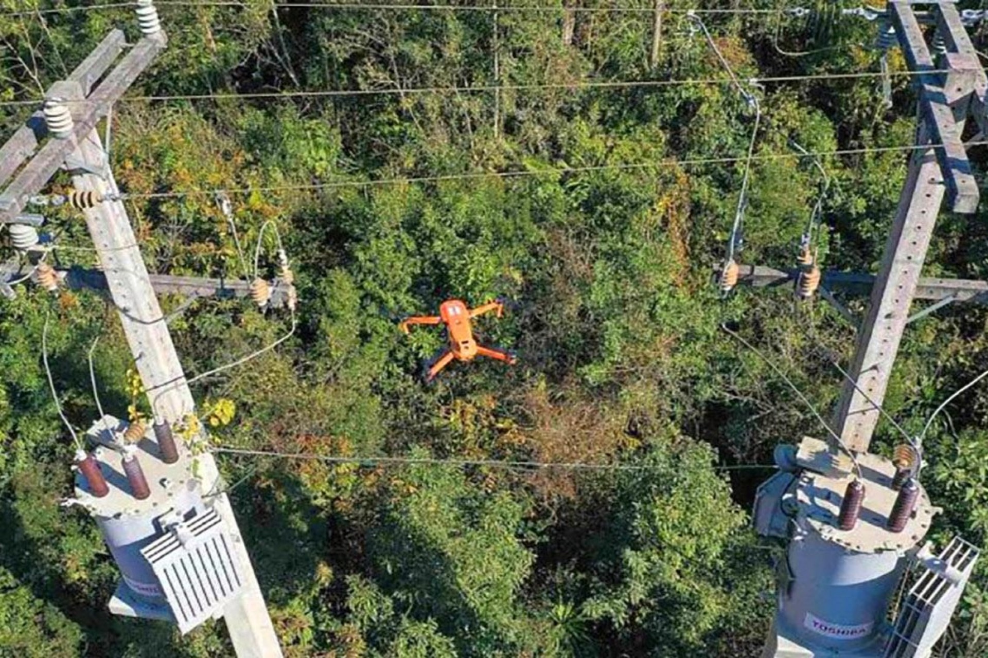 Drone de inspeção da Copel é derrubado a tiros no Paraná