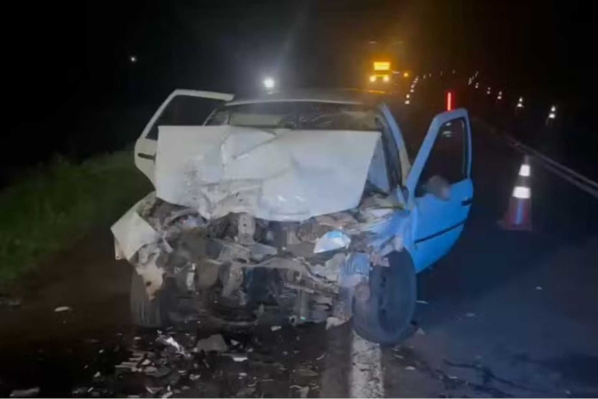 Duas pessoas morrem após motorista fazer ultrapassagem proibida no PR e provocar acidente na BR-277