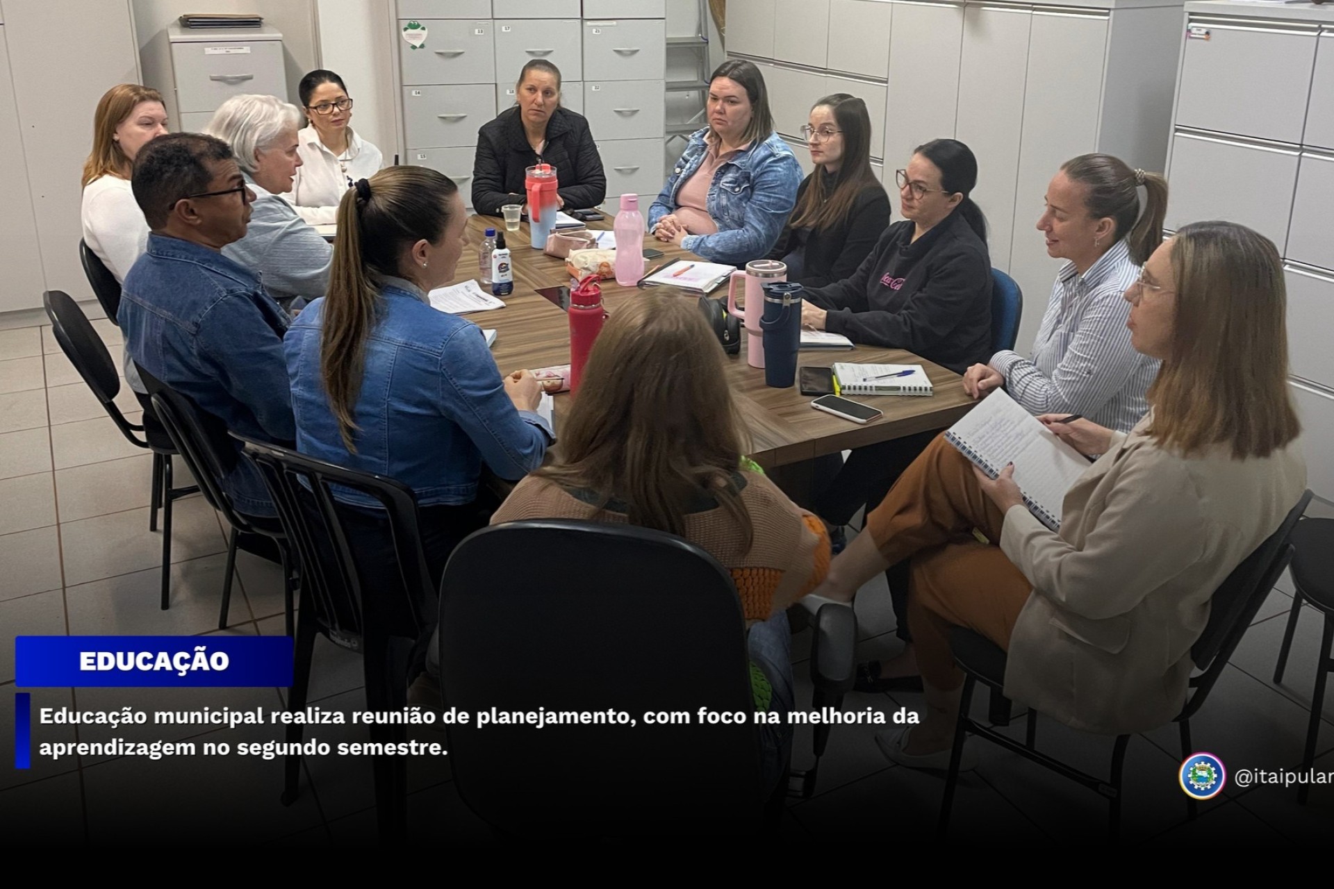 Educação municipal realiza reunião de planejamento, com foco na melhoria da aprendizagem