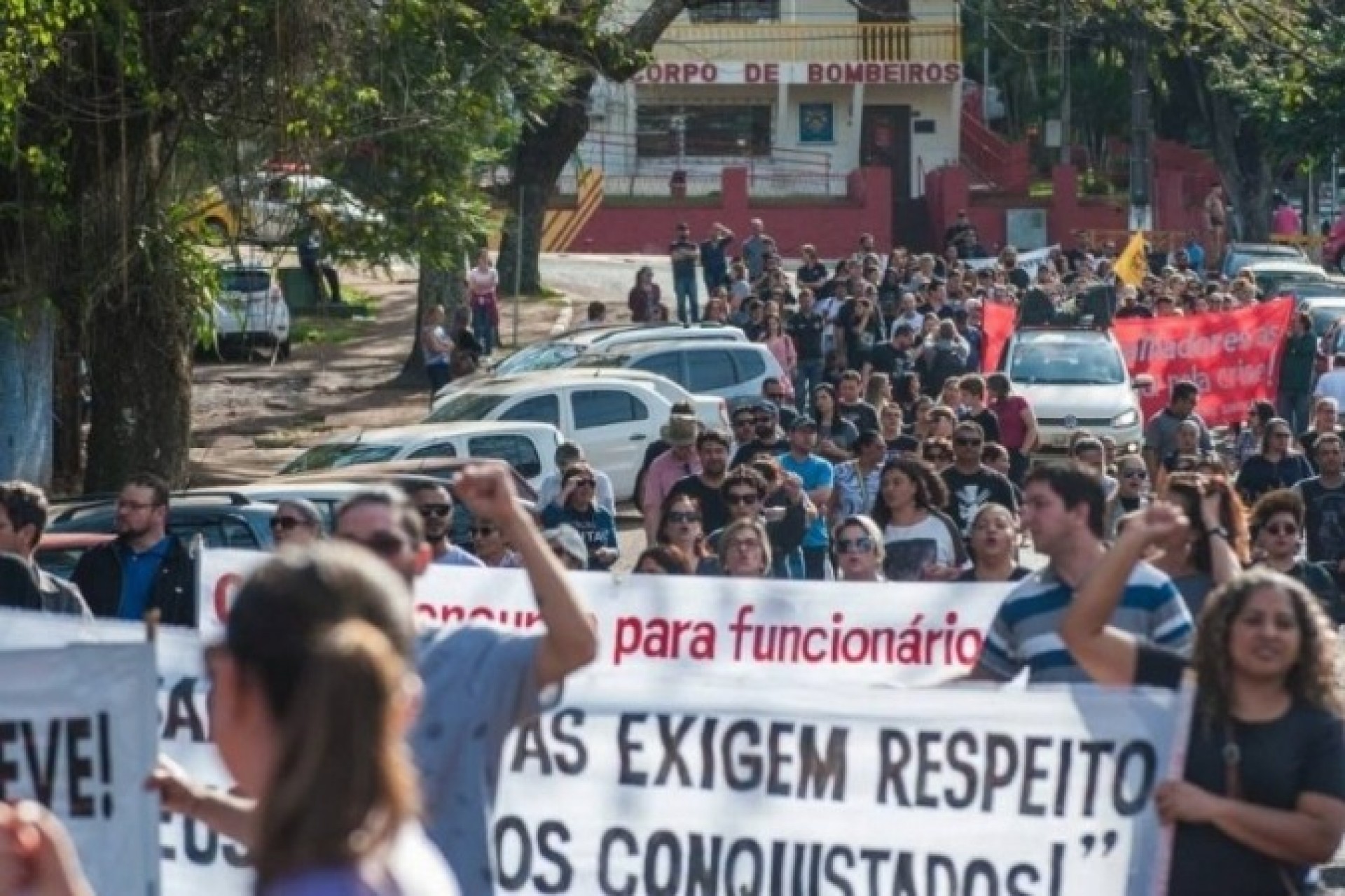 Educadores aprovam greve e não retomarão aulas on-line ou presenciais em fevereiro