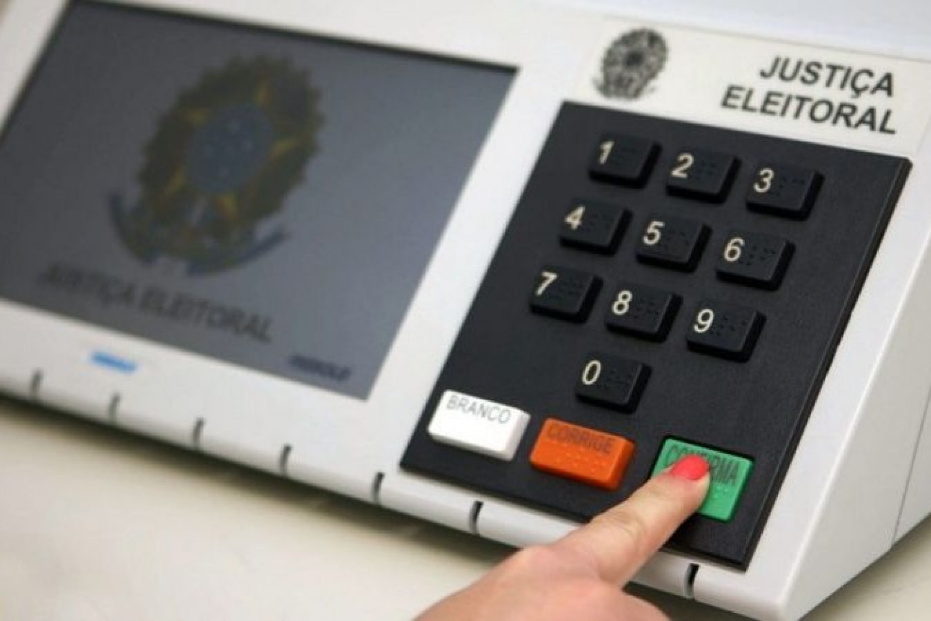 Eleições municipais deste ano ficam para novembro