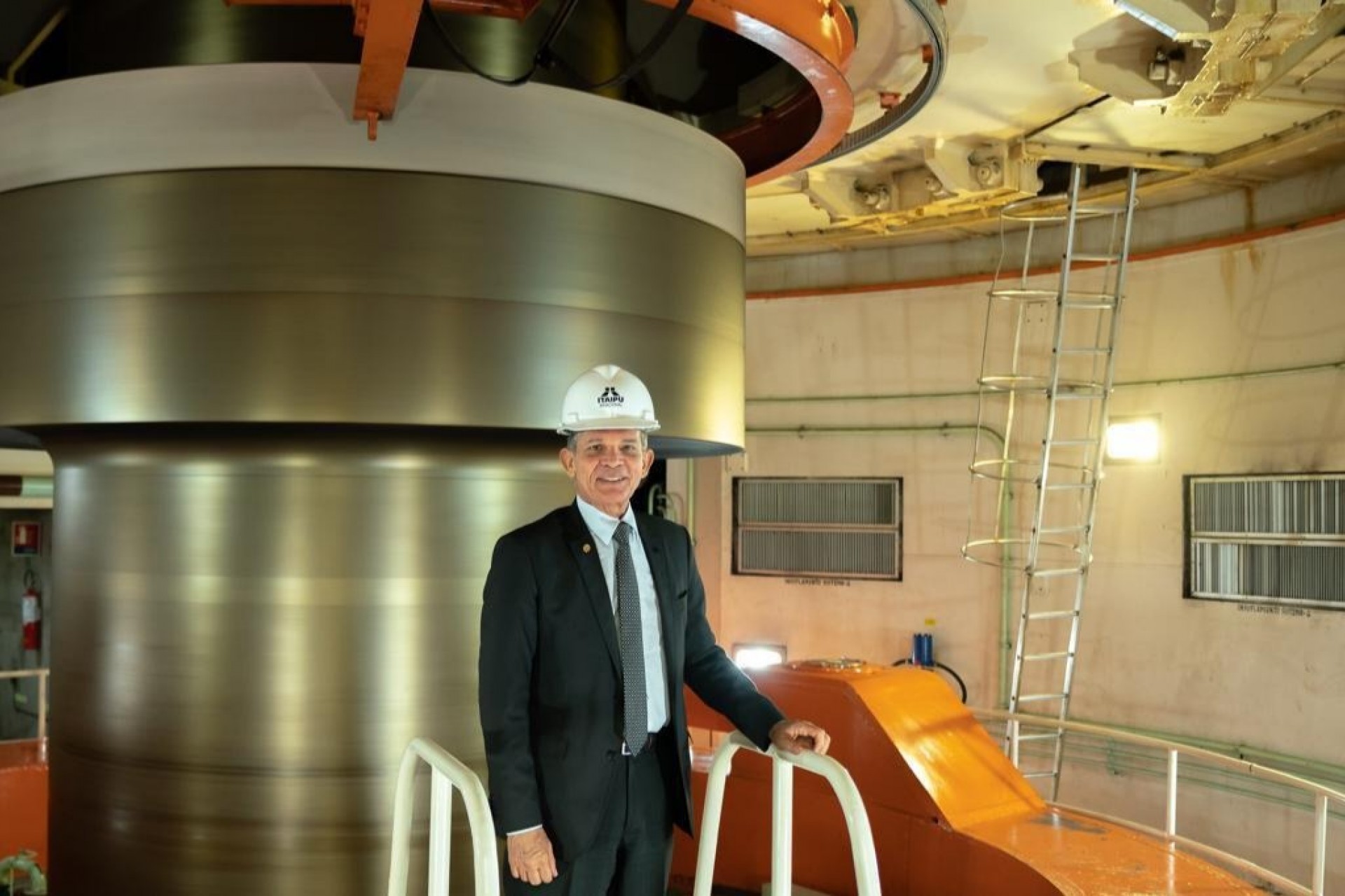 Em 100 dias, general da Itaipu já economizou o suficiente para pagar quase a metade da 2ª Ponte
