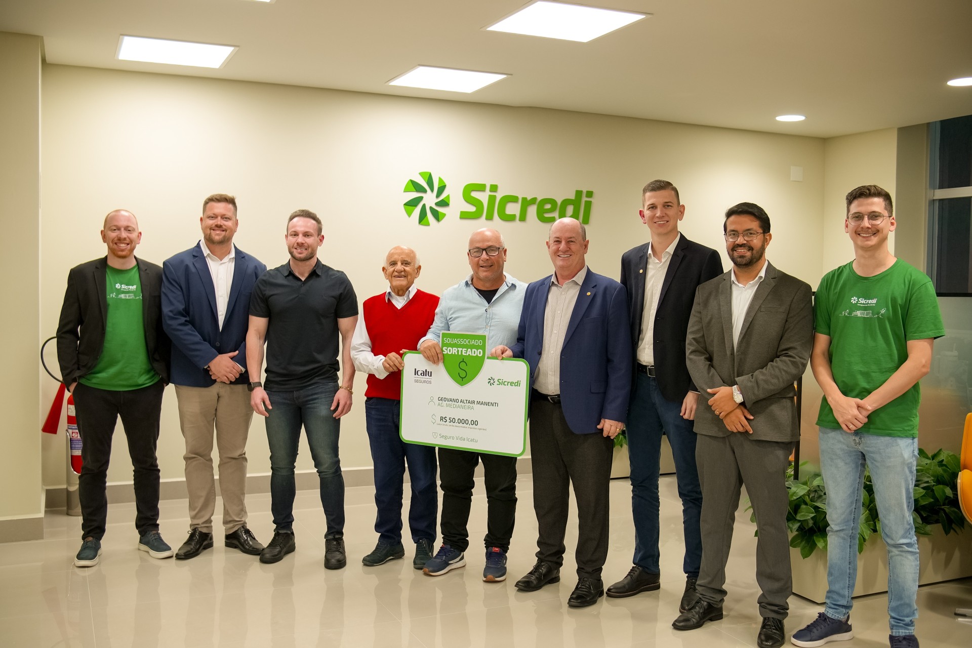 Empresário de Medianeira é contemplado em sorteio do Seguro de Vida Sicredi-Icatu