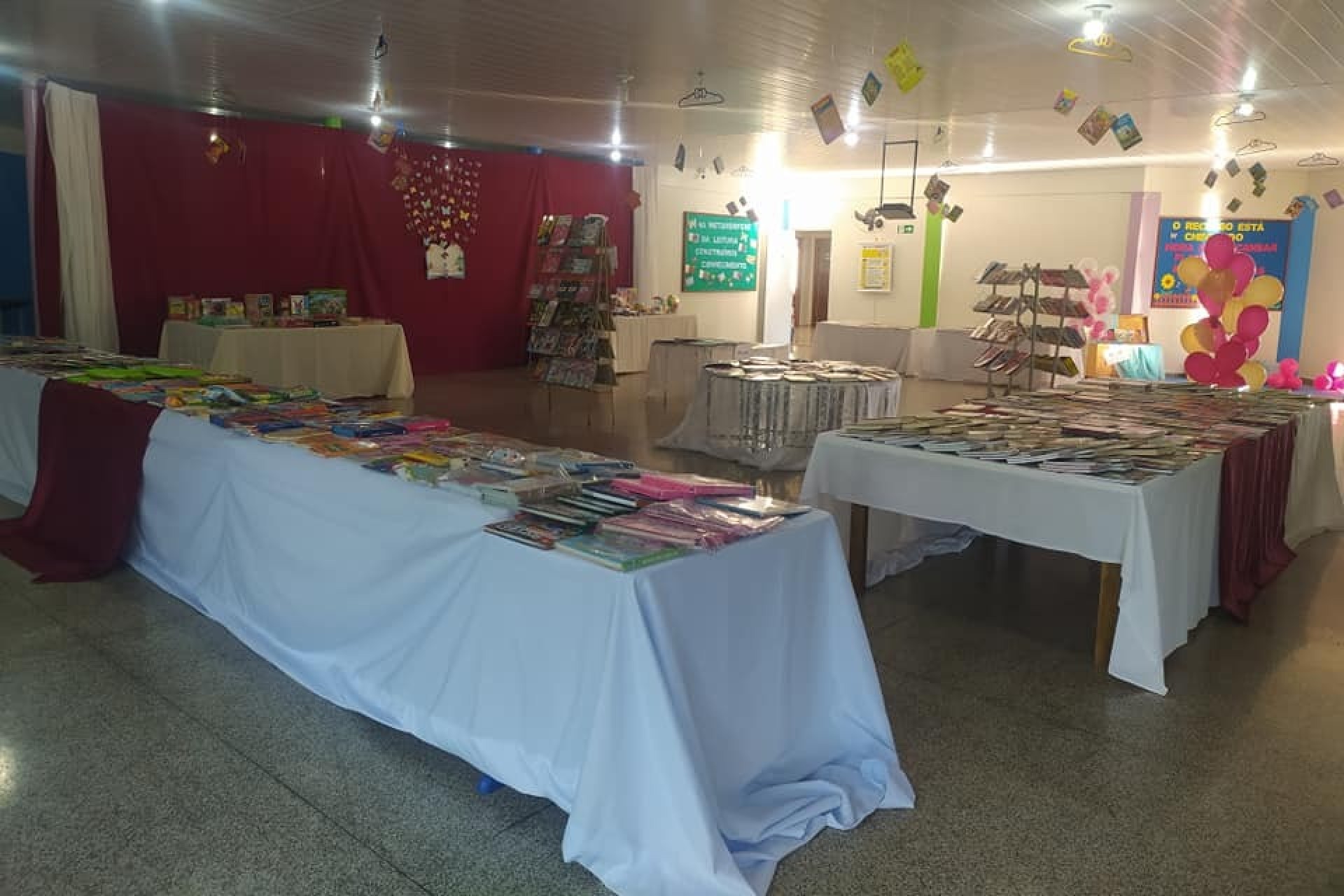 Feira do Livro na Escola Novo Milênio  segue até o dia 08 de julho