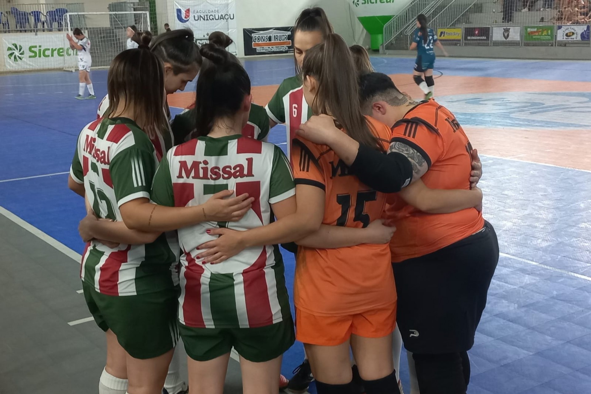 Futsal missalense fica com o 2º lugar no masculino e 3º lugar no feminino na fase Regional dos JAPS