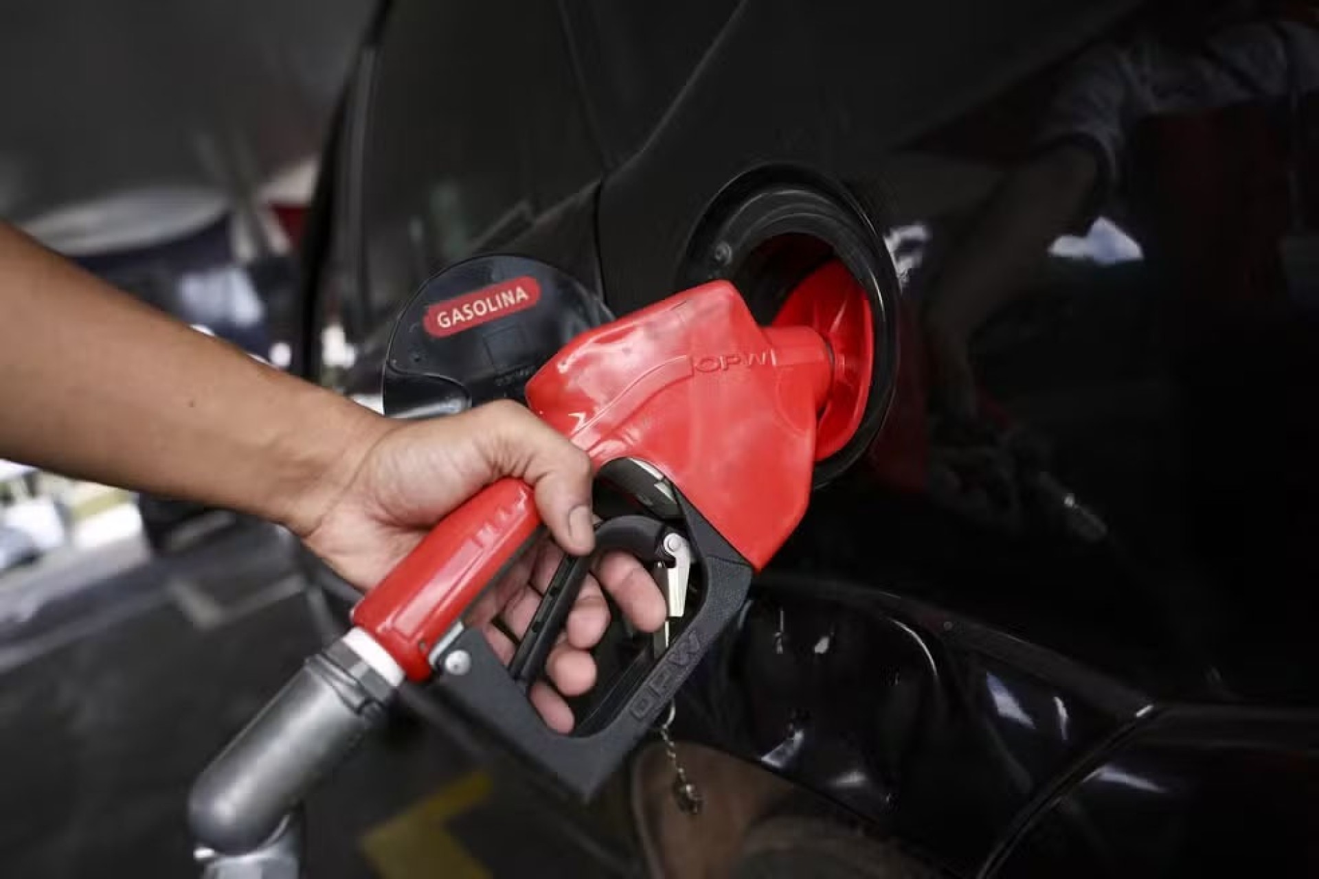 Gasolina com 35% de etanol pode estragar o carro? Veja peças que podem ser afetadas