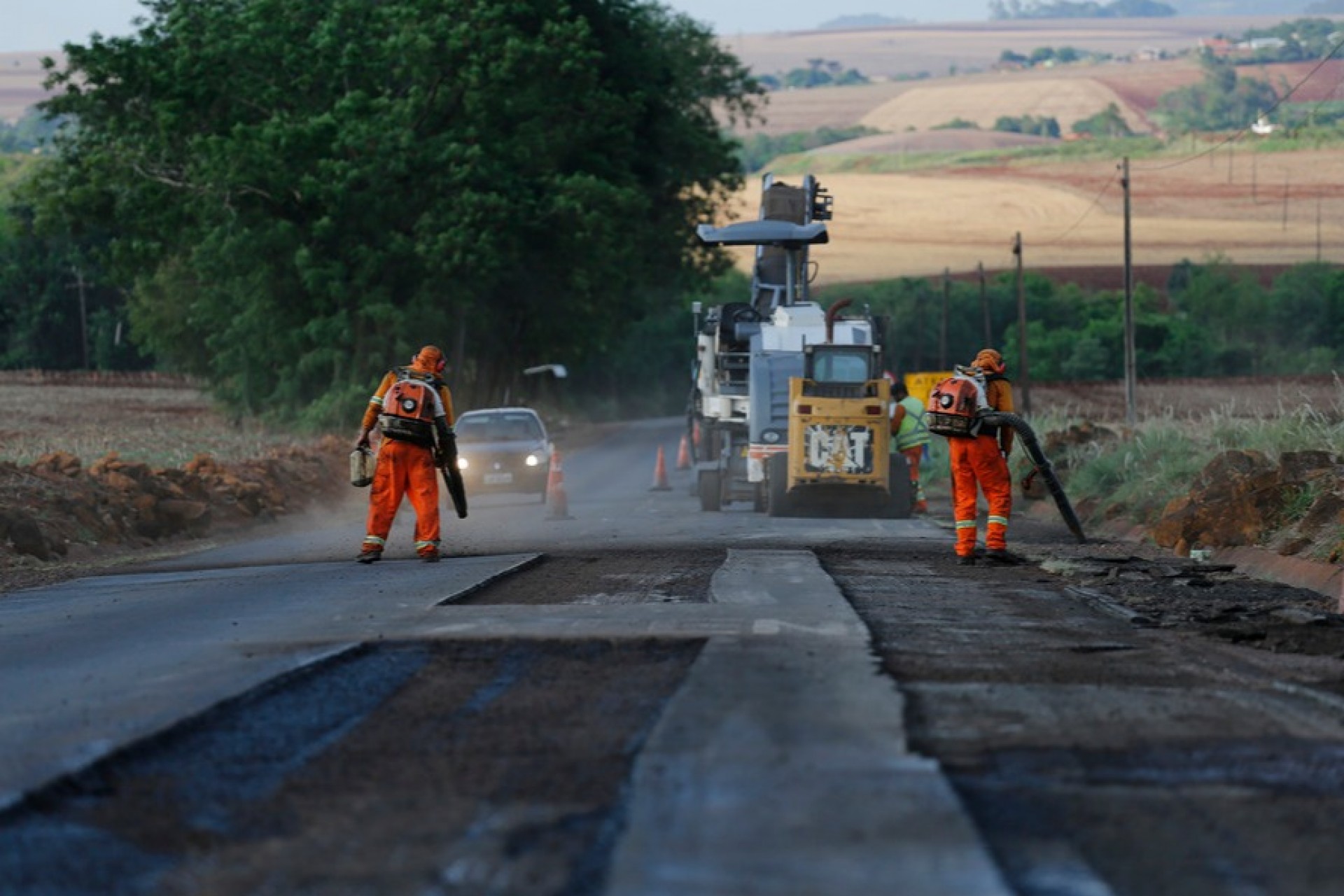 Governo do Paraná recupera a PR-495, corredor do agronegócio da Região Oeste