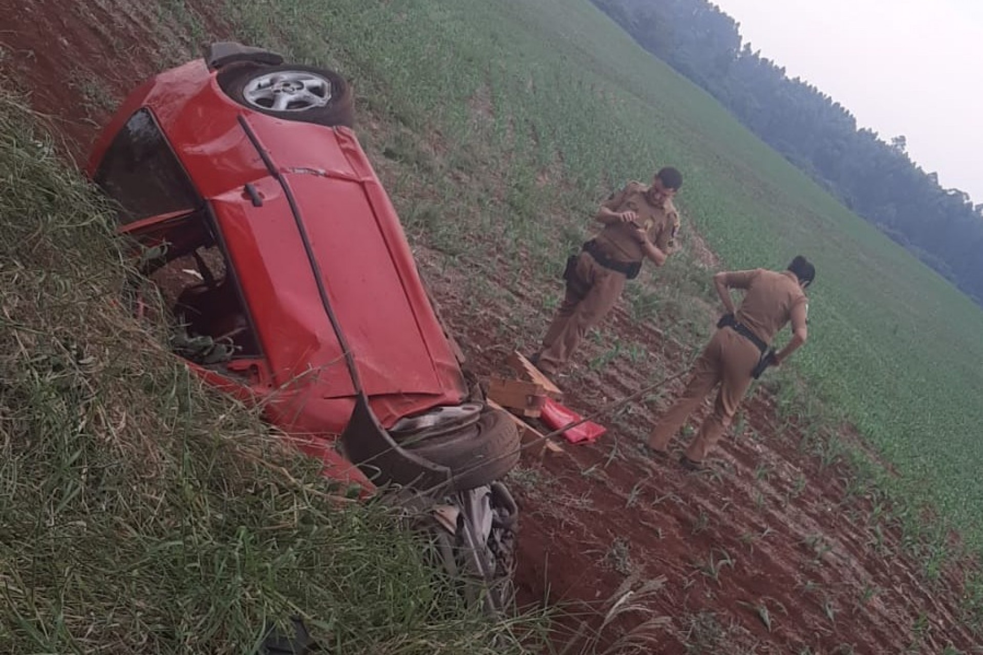 Grave acidente é registrado na estrada de acesso a Aurora em São Miguel do Iguaçu