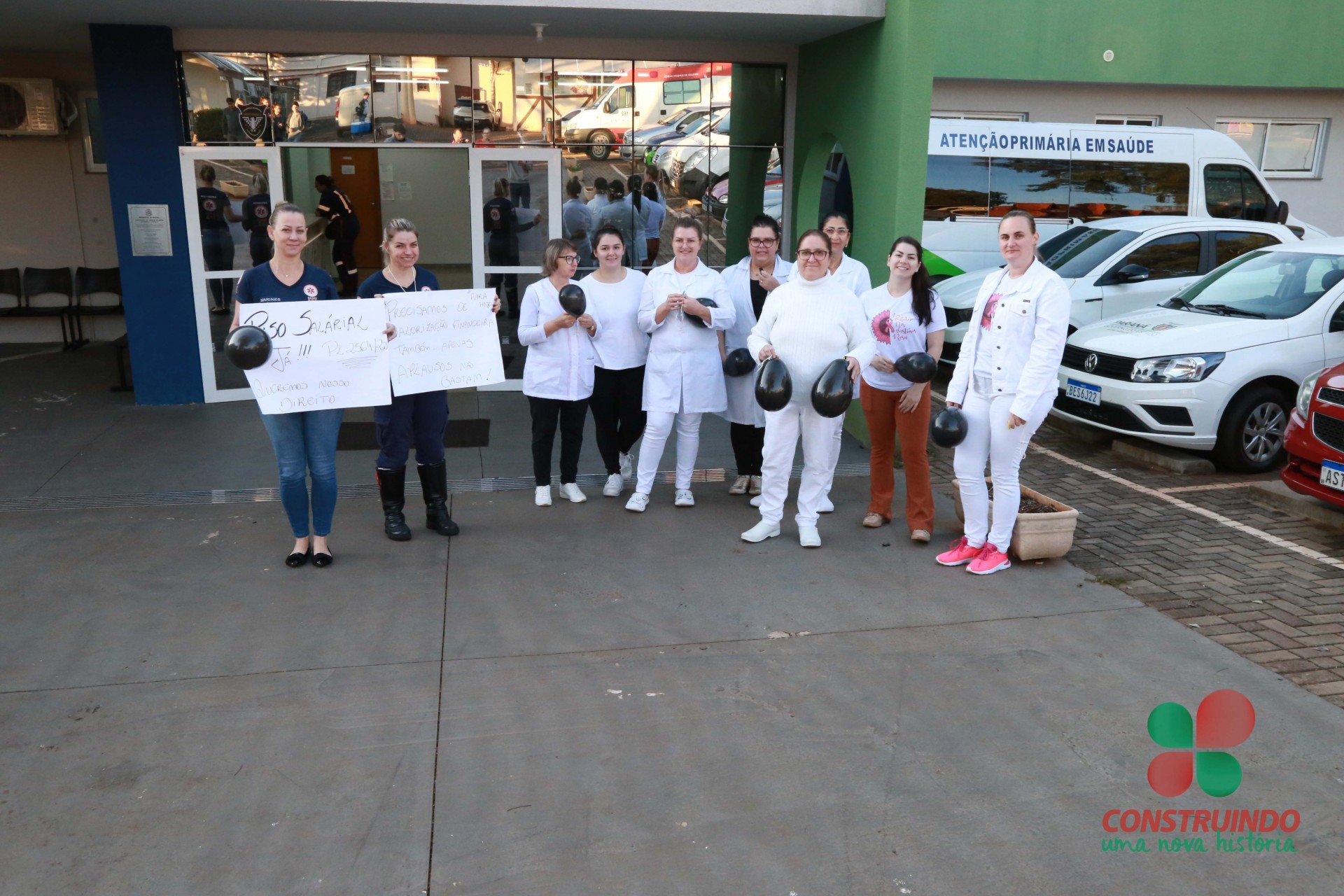 Grupo de Missal protesta pelo Piso da enfermagem