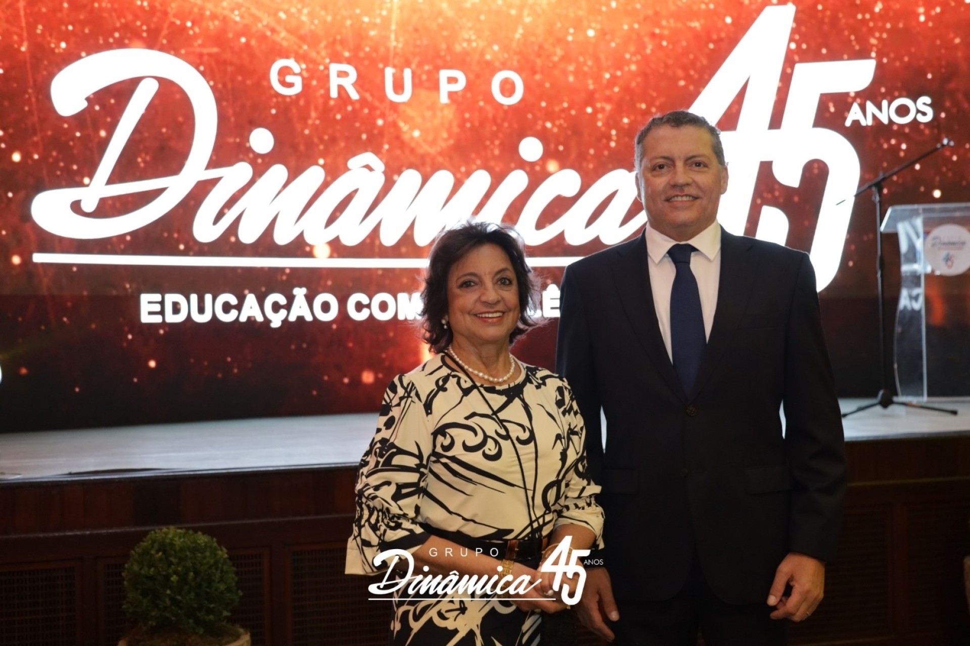 GRUPO DINÂMICA CELEBRA 45 ANOS DE HISTÓRIA EM GRANDE EVENTO DE MUITA EMOÇÃO