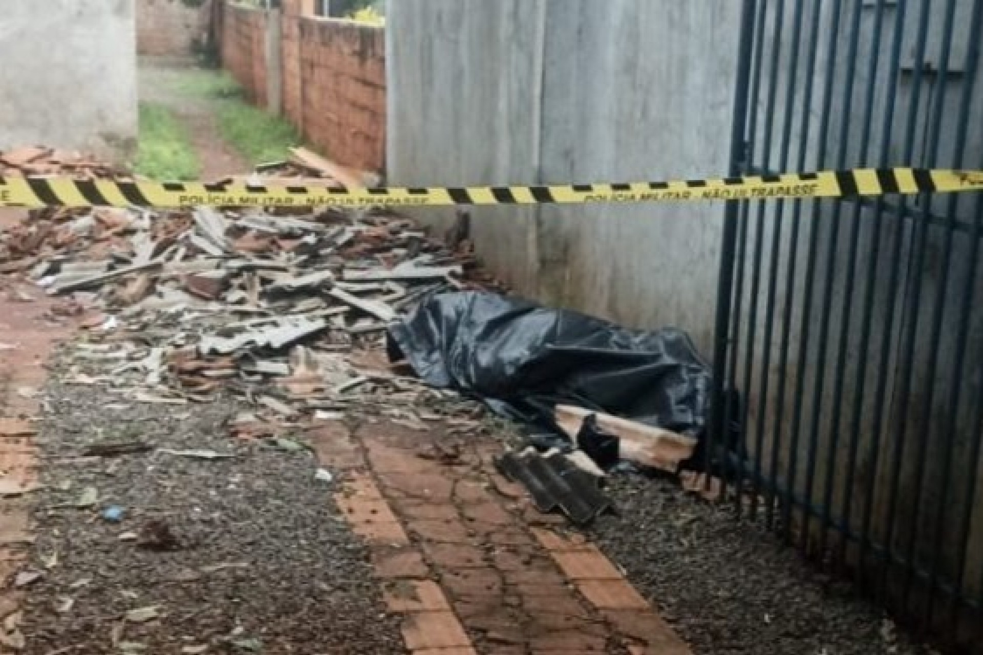 Homem é encontrado morto no Centro de Medianeira; caso é tratado como morte suspeita