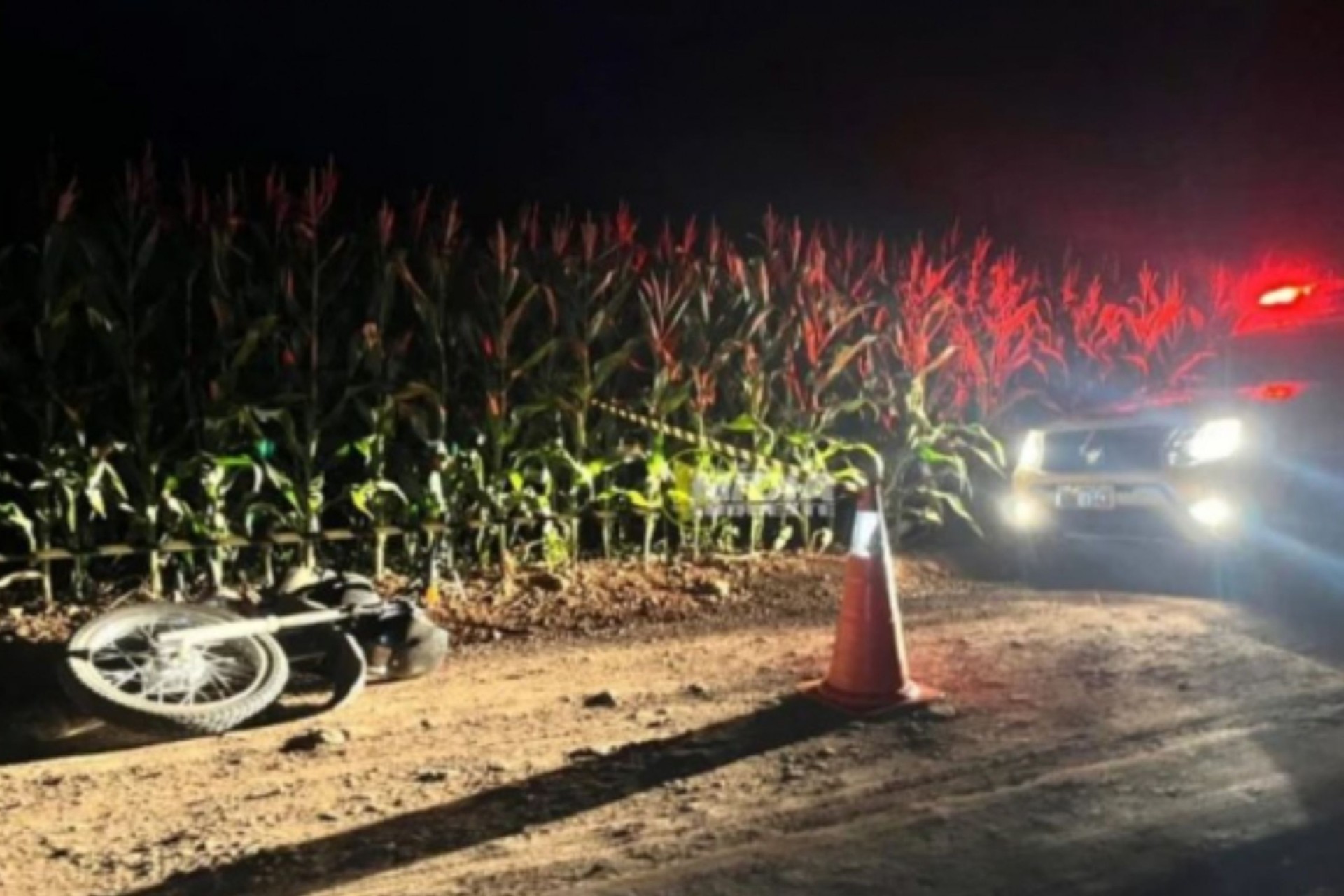 Homem morre após sofrer queda de motocicleta em estrada rural no Paraná