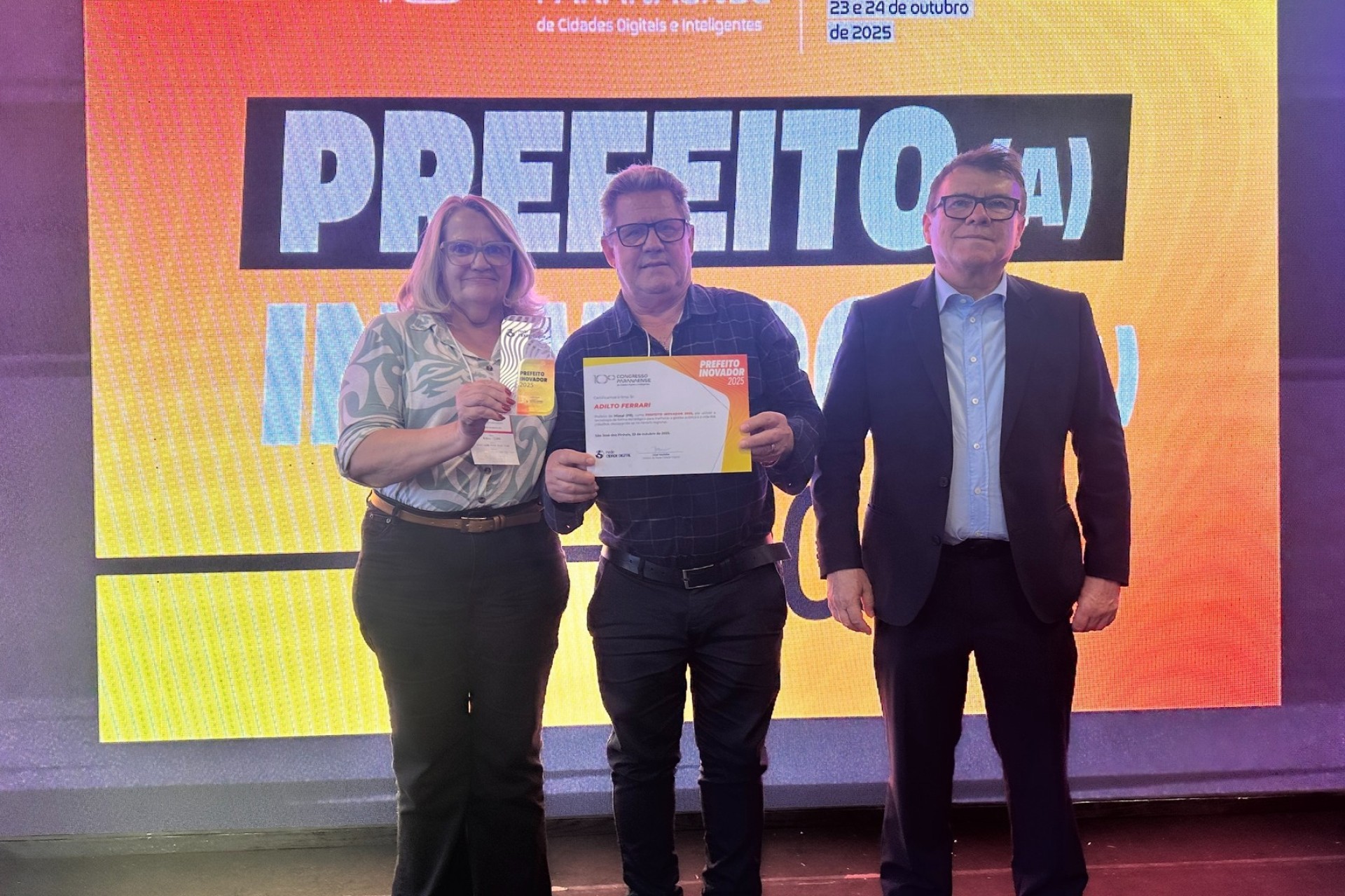 Instalação de Iluminação em LED em 100% da Área Urbana garante Prêmio Prefeito Inovador para Missal