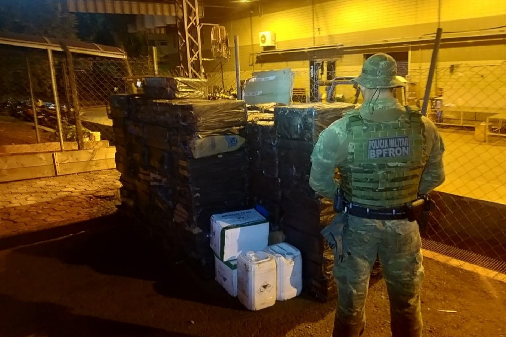 Itaipulândia: BPFRON apreende carga de contrabando avaliada em R$350.000,00 reais