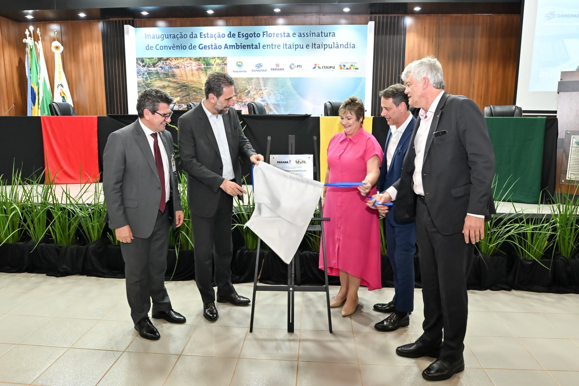 Itaipulândia: Itaipu e Sanepar inauguram obras e anunciam investimentos de R$ 184 milhões