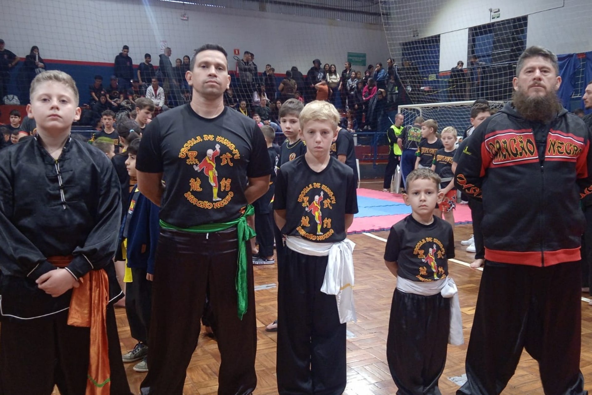 Kung Fu Wushu Dragão Negro de Missal conquista 2 ouros e um bronze em evento em Quatro Pontes