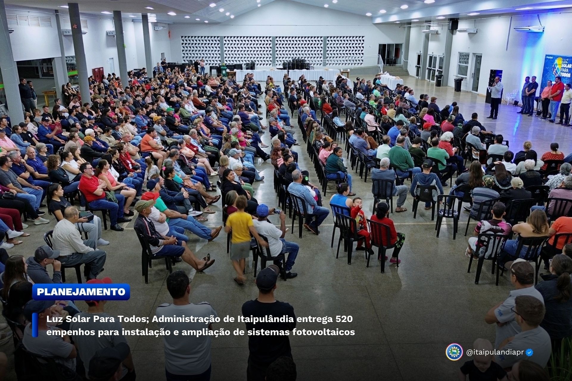 Luz Solar Para Todos; Administração de Itaipulândia entrega 520 empenhos para instalação e ampliação