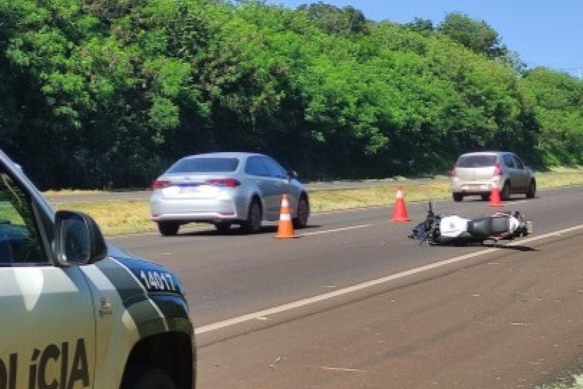 Medianeira: Homem morre após colidir com motocicleta na traseira de bitrem na BR-277