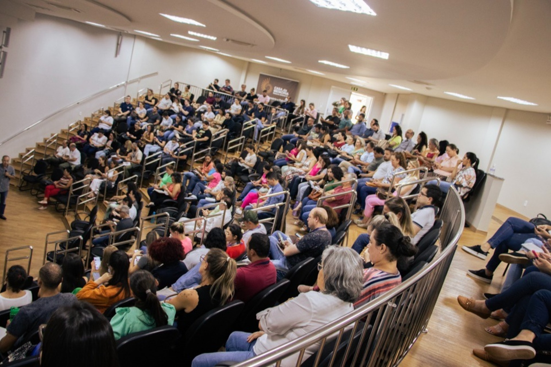 Medianeira sedia capacitação de manejo clínico da Dengue e Chikungunya