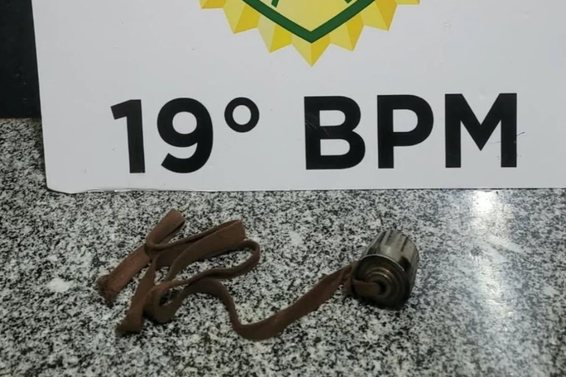 Menina de 9 anos é agredida com chicote de ferro e fica gravemente ferida no Paraná