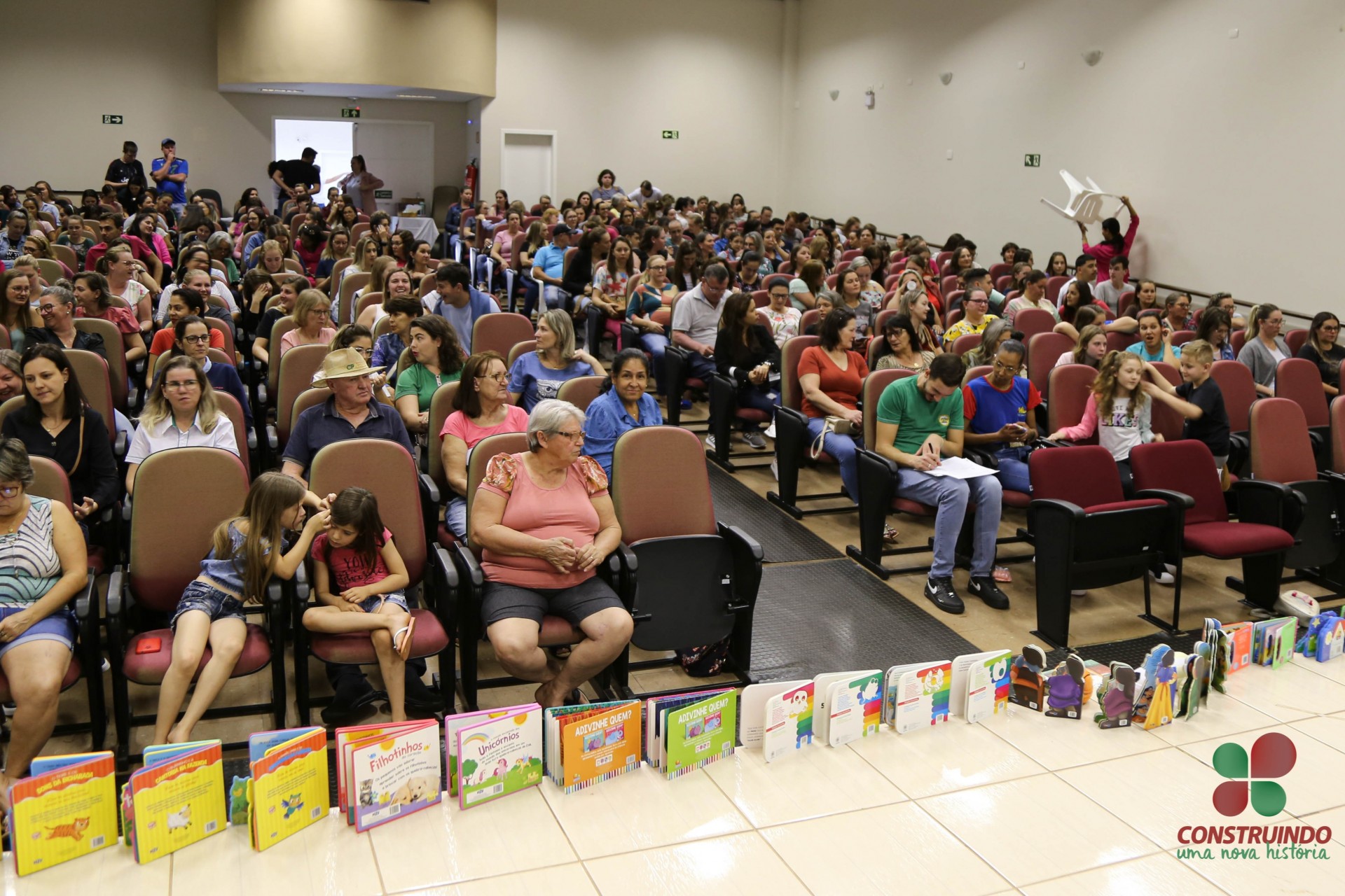 Missal: Escritor e Editor Pablo Morenno aborda a Importância da Literatura no ato de ensinar