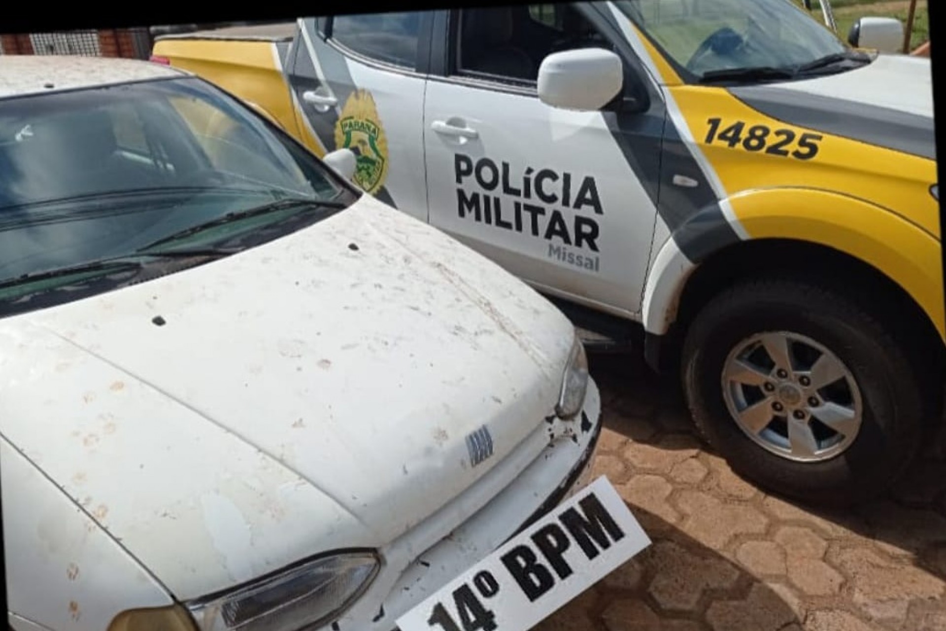 Missal: Policia Militar apreende veículo que desceu as escadarias na praça da Igreja Matriz - vídeo