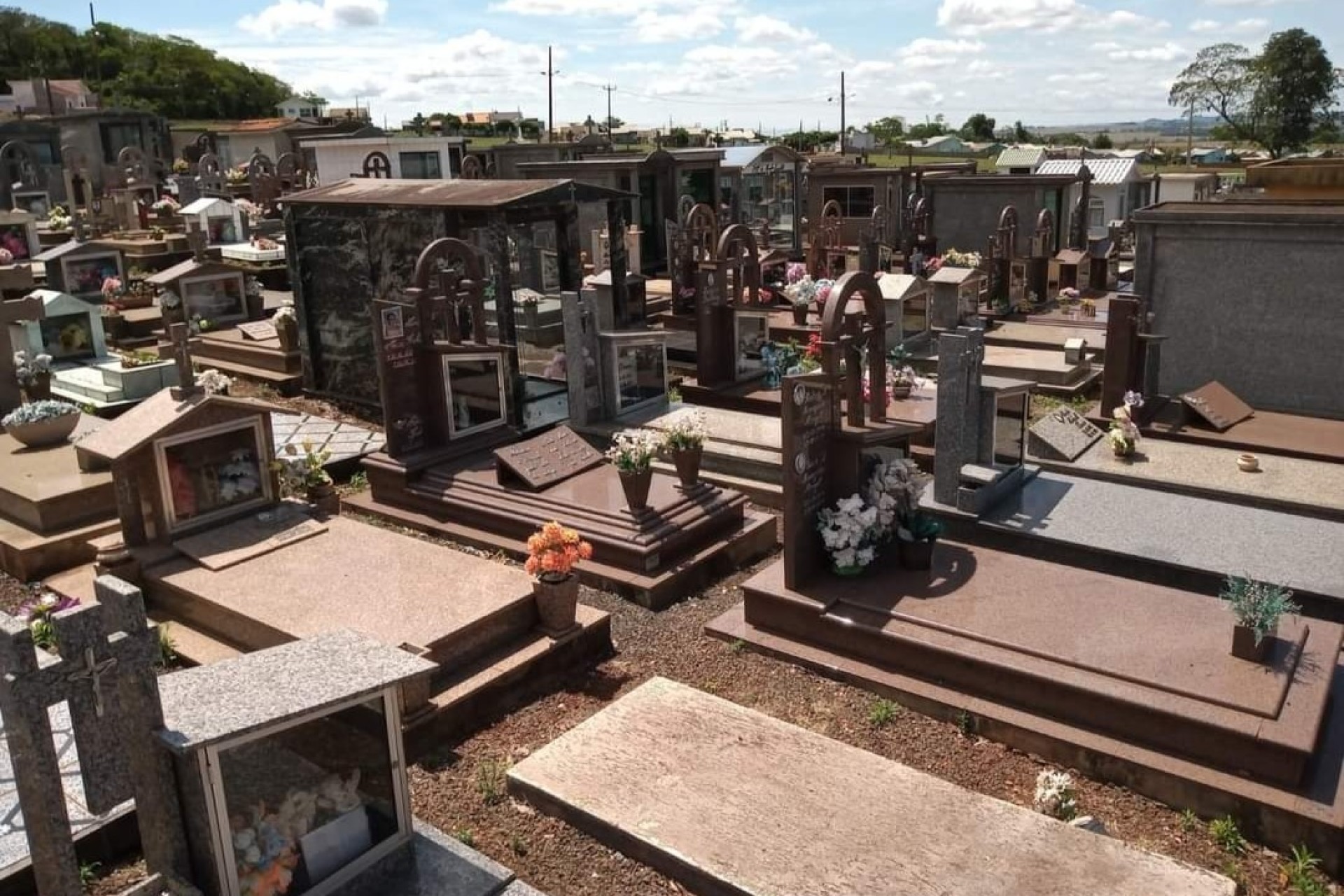Missal: veja prazos para limpeza e reformas no Cemitério Municipal para o Dia de Finados