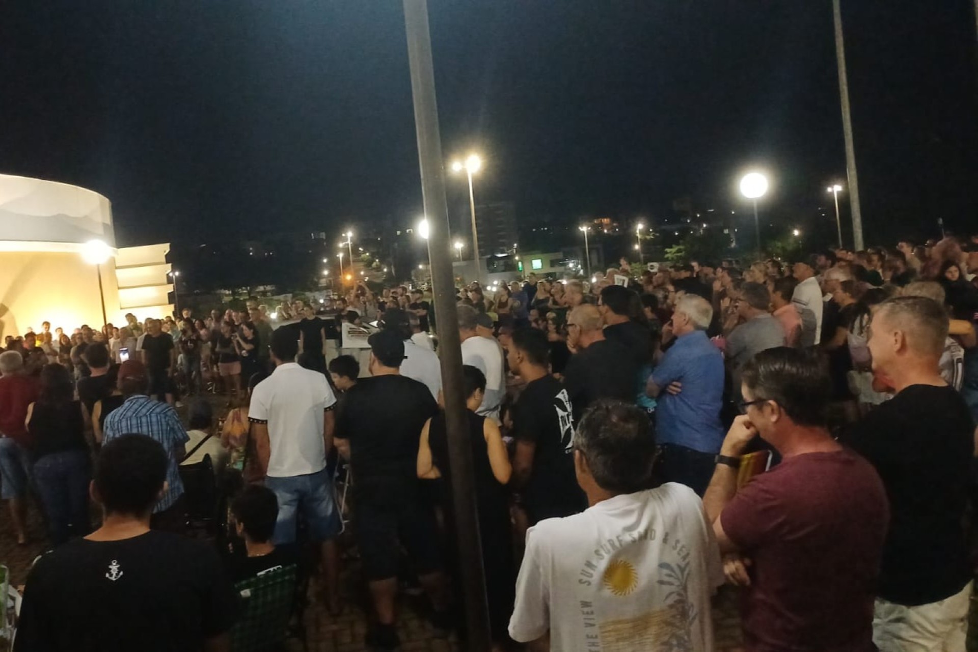 Moradores protestam contra aumento do IPTU 2026 em Medianeira