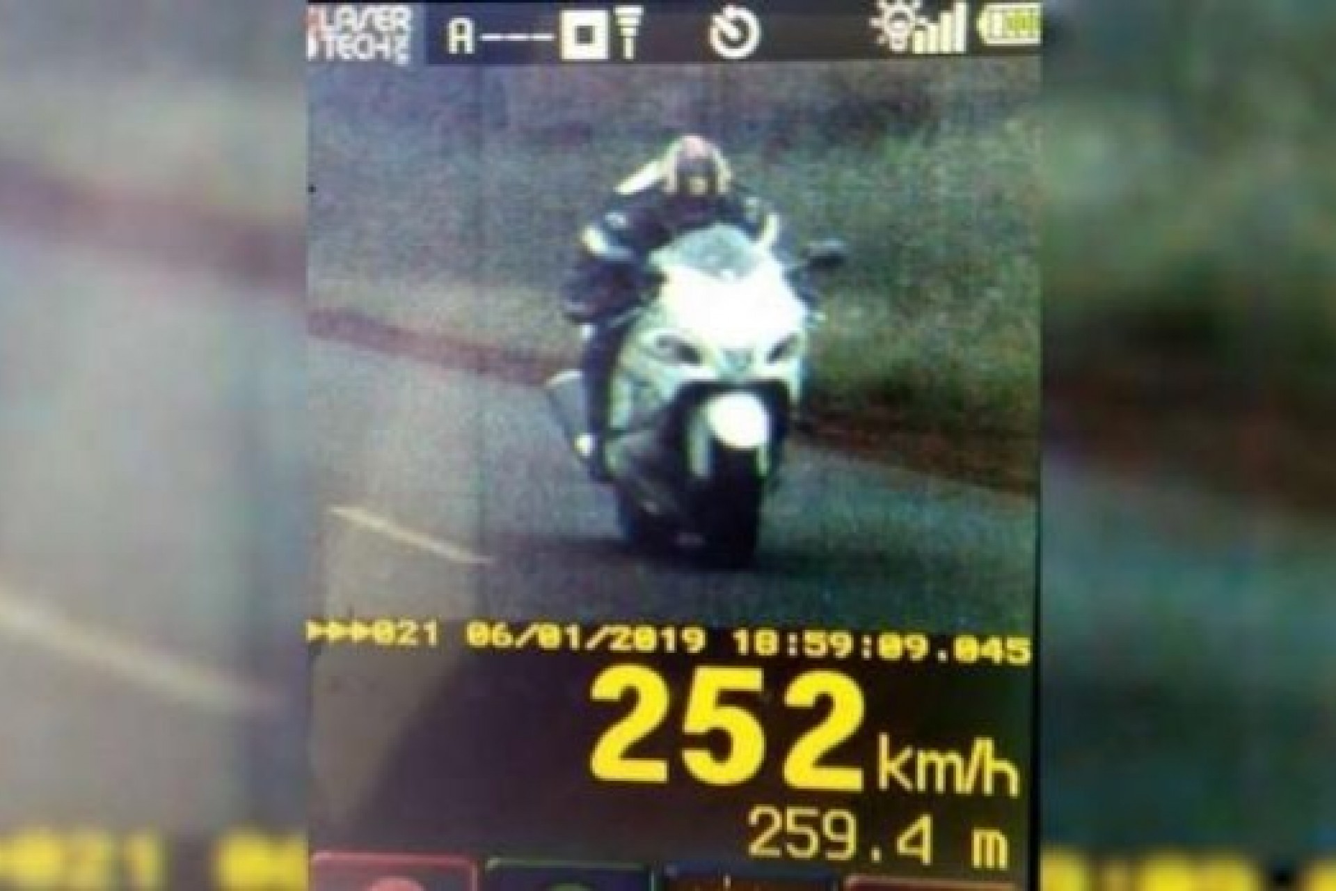 Motociclista é flagrado a 252 km/h na PR 497, em Itaipulândia