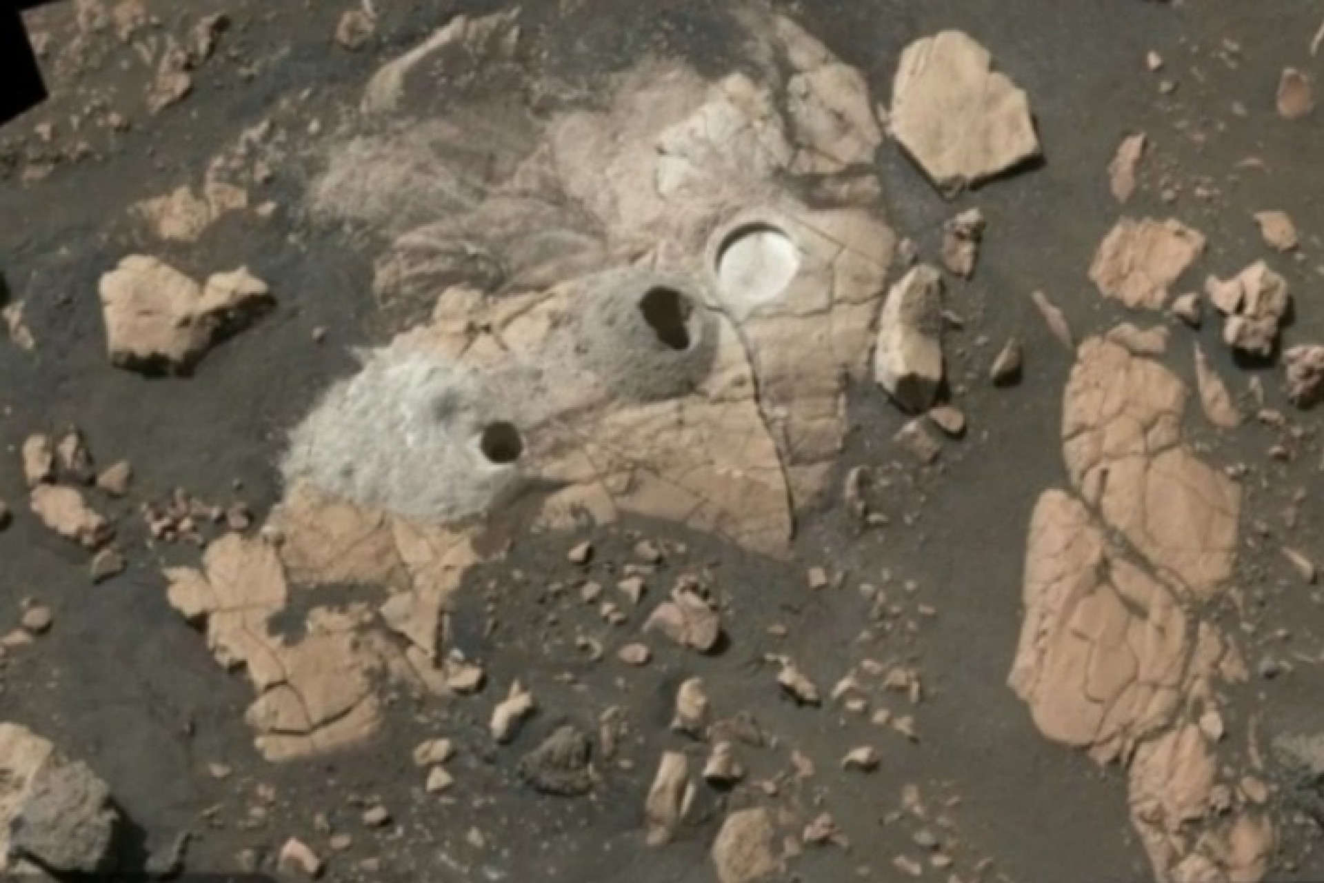 Nasa encontra matéria orgânica que indica vida em Marte
